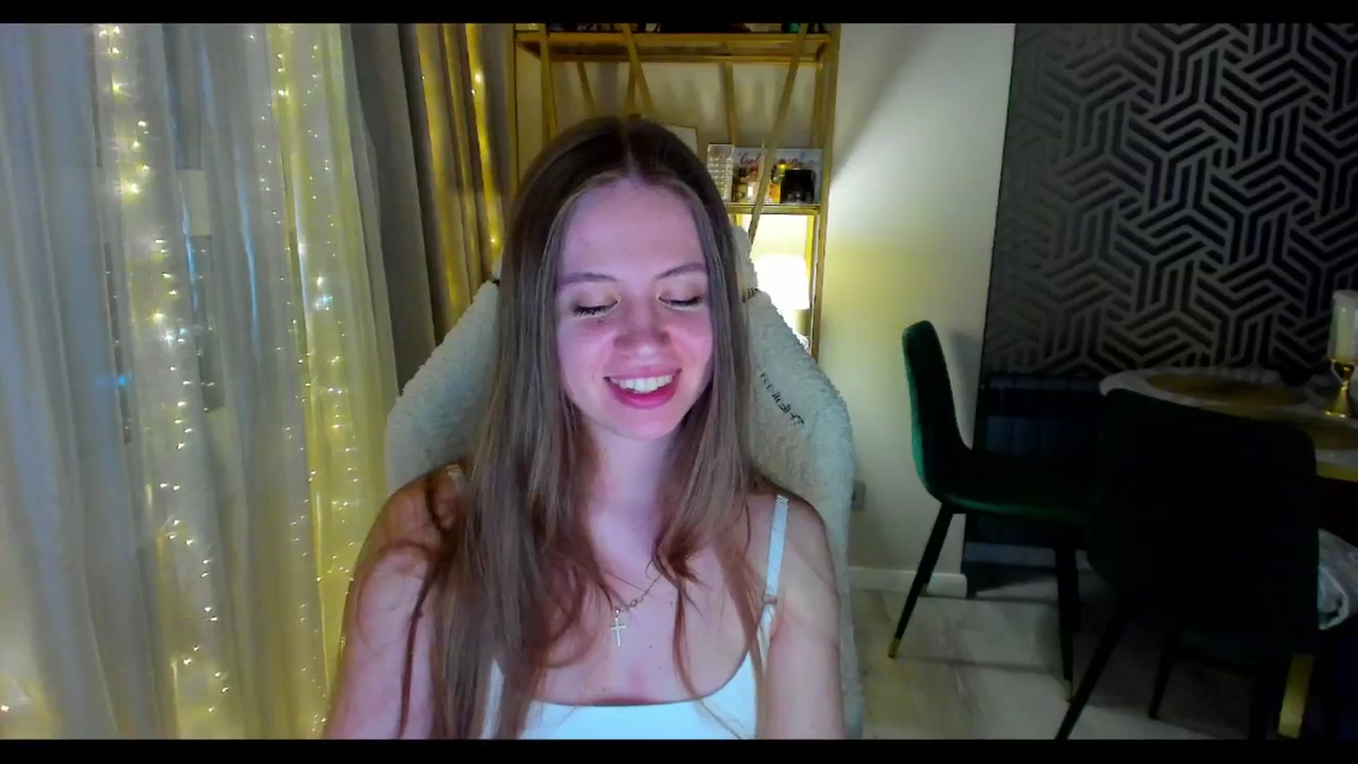Gallery image thumbnail from PartYour_Soul's myfreecams stream on, 05/30/2024, 21:23 image 5 of 20