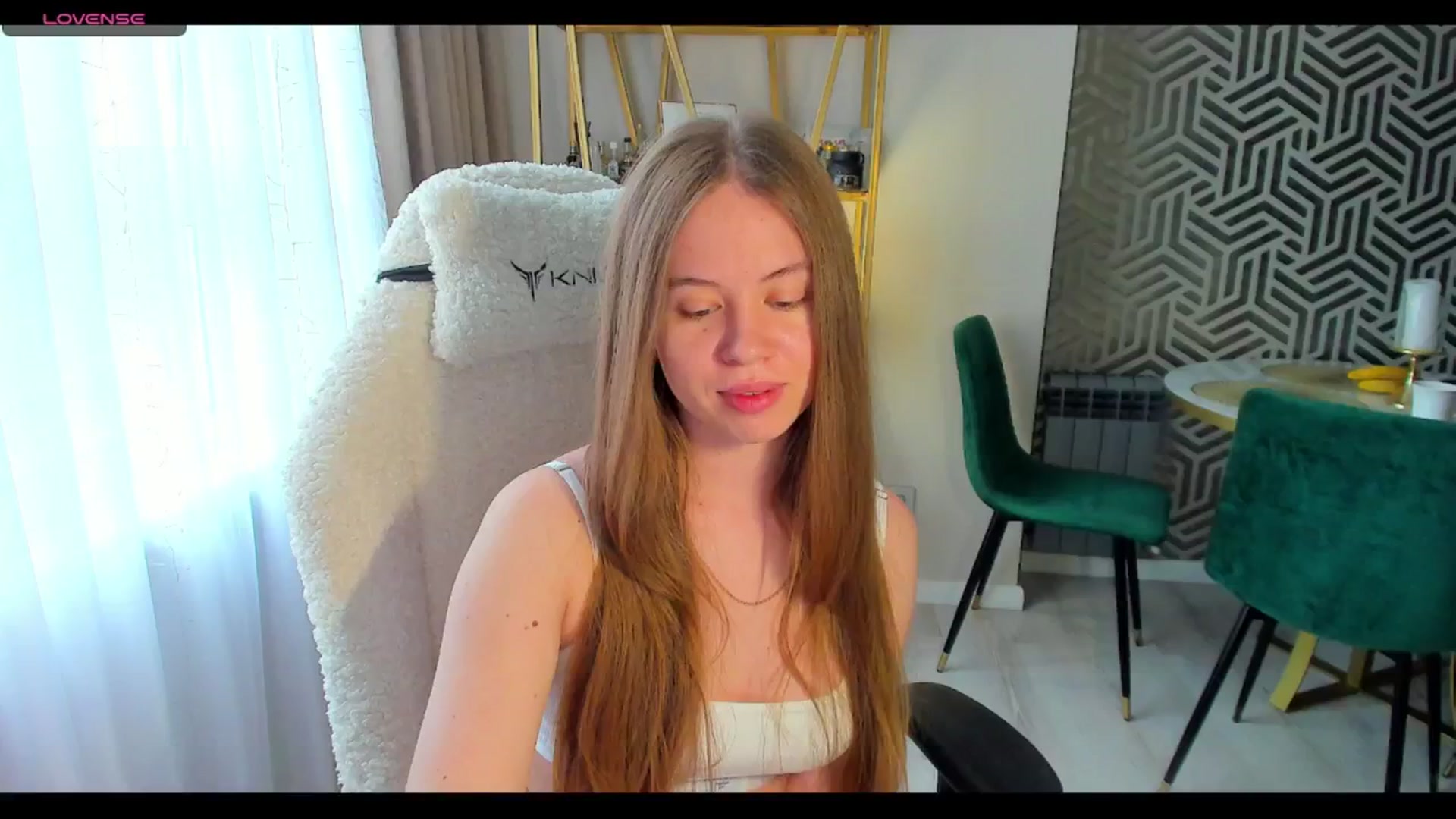 Gallery image thumbnail from PartYour_Soul's myfreecams stream on, 06/02/2024, 11:30 image 8 of 20