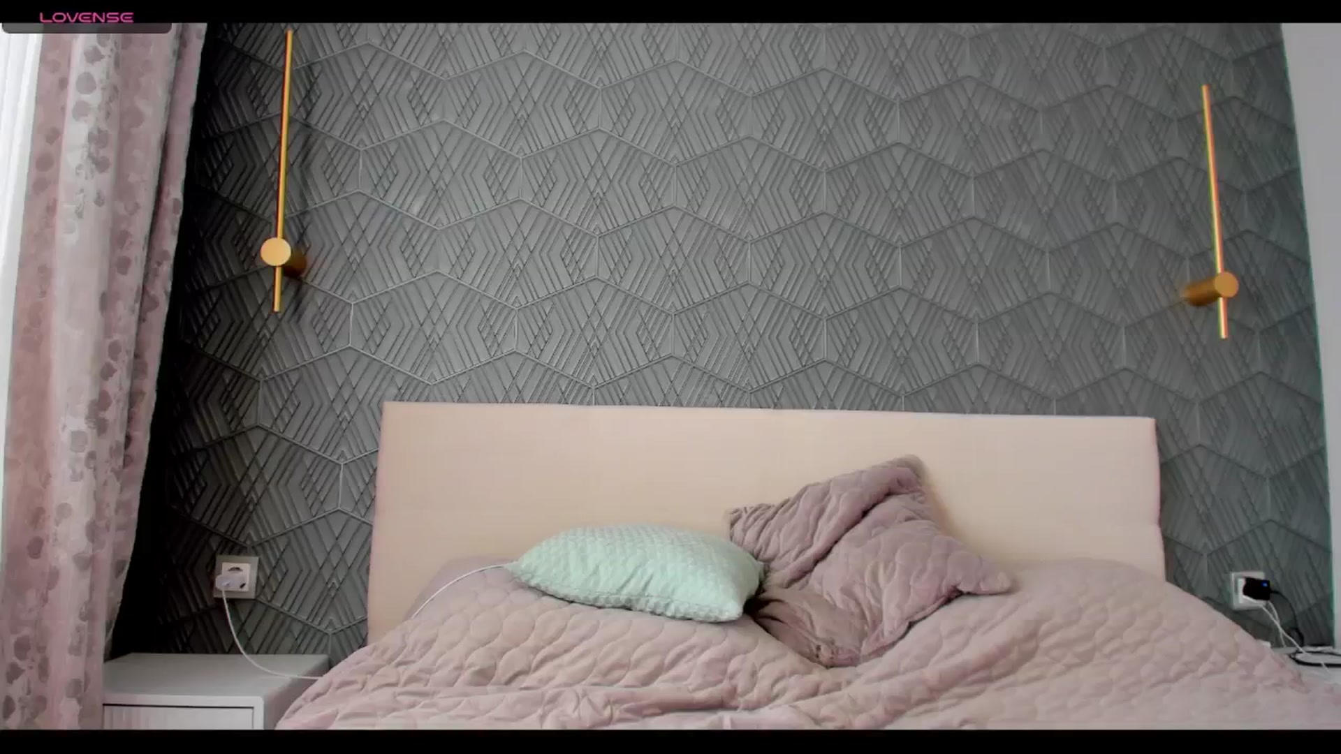 Gallery image thumbnail from PartYour_Soul's myfreecams stream on, 07/24/2024, 11:28 image 19 of 20