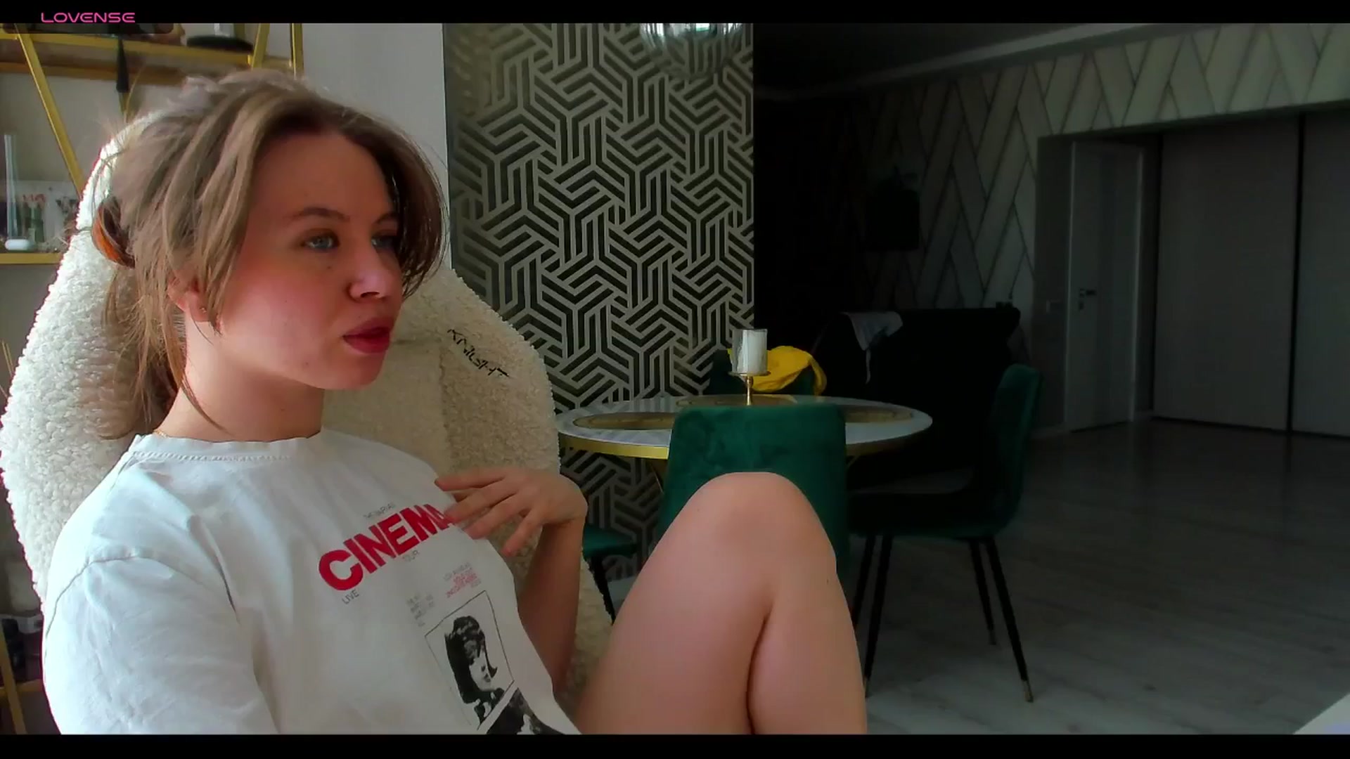 Gallery image thumbnail from PartYour_Soul's myfreecams stream on, 03/24/2025, 11:41 image 7 of 20