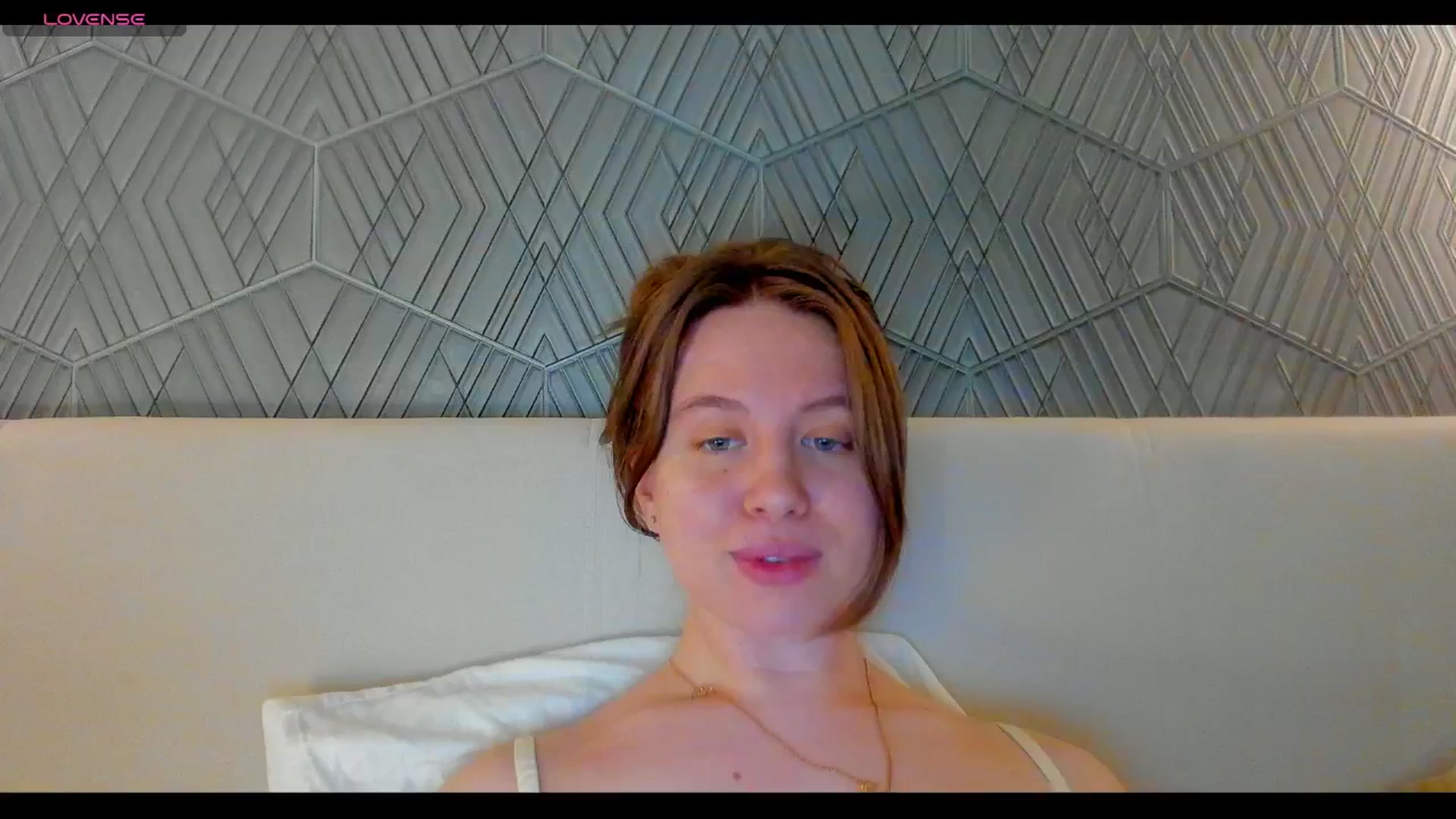 Gallery image thumbnail from PartYour_Soul's myfreecams stream on, 04/28/2025, 20:44 image 1 of 20