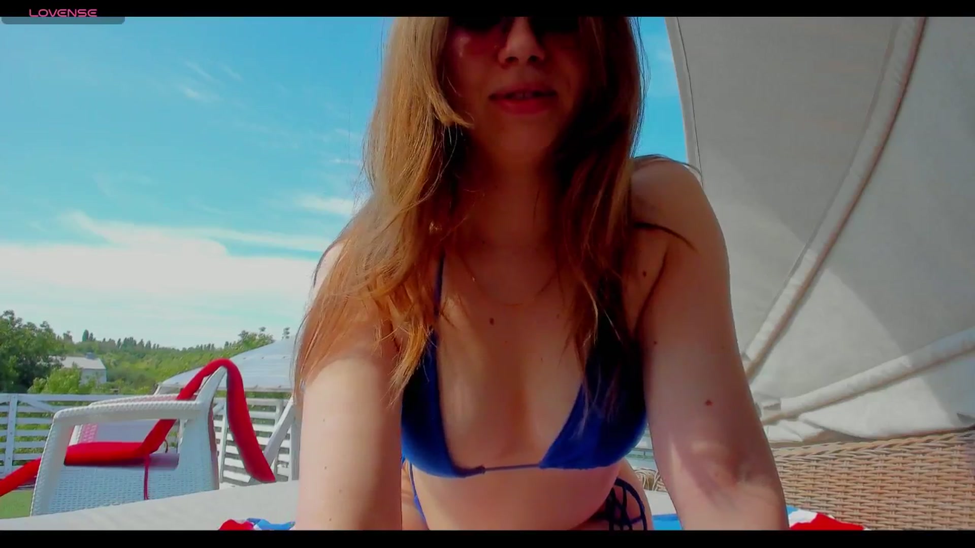 Gallery image thumbnail from PartYour_Soul's myfreecams stream on, 05/25/2025, 06:40 image 16 of 20
