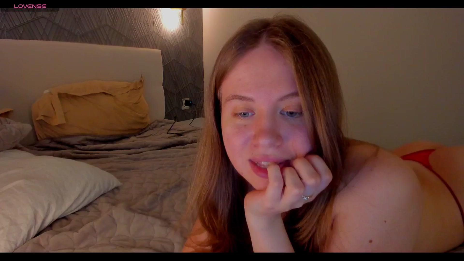 Gallery image thumbnail from PartYour_Soul's myfreecams stream on, 06/15/2025, 20:35 image 8 of 20