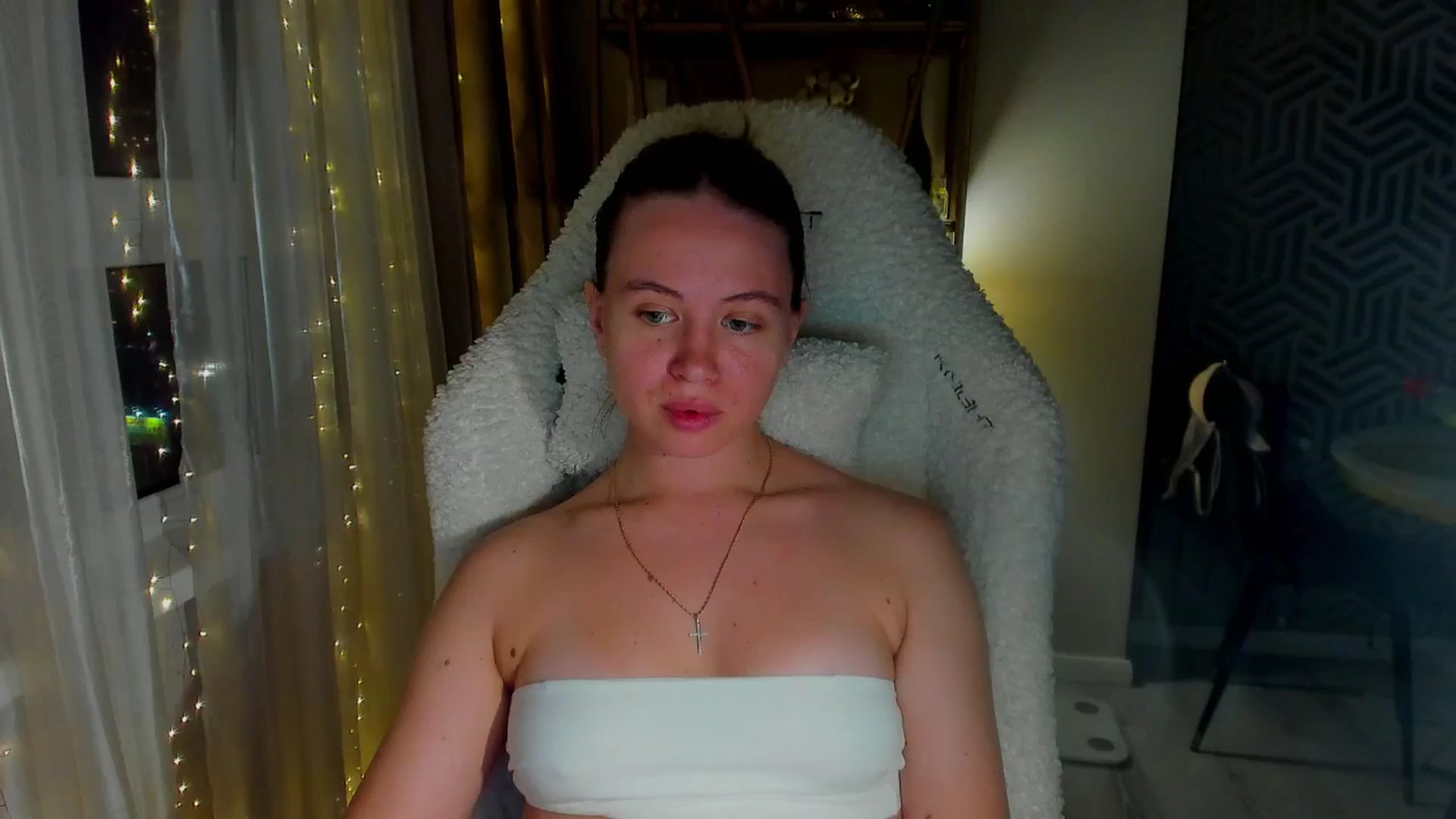 Gallery image thumbnail from PartYour_Soul's myfreecams stream on, 09/14/2025, 20:14 image 20 of 20