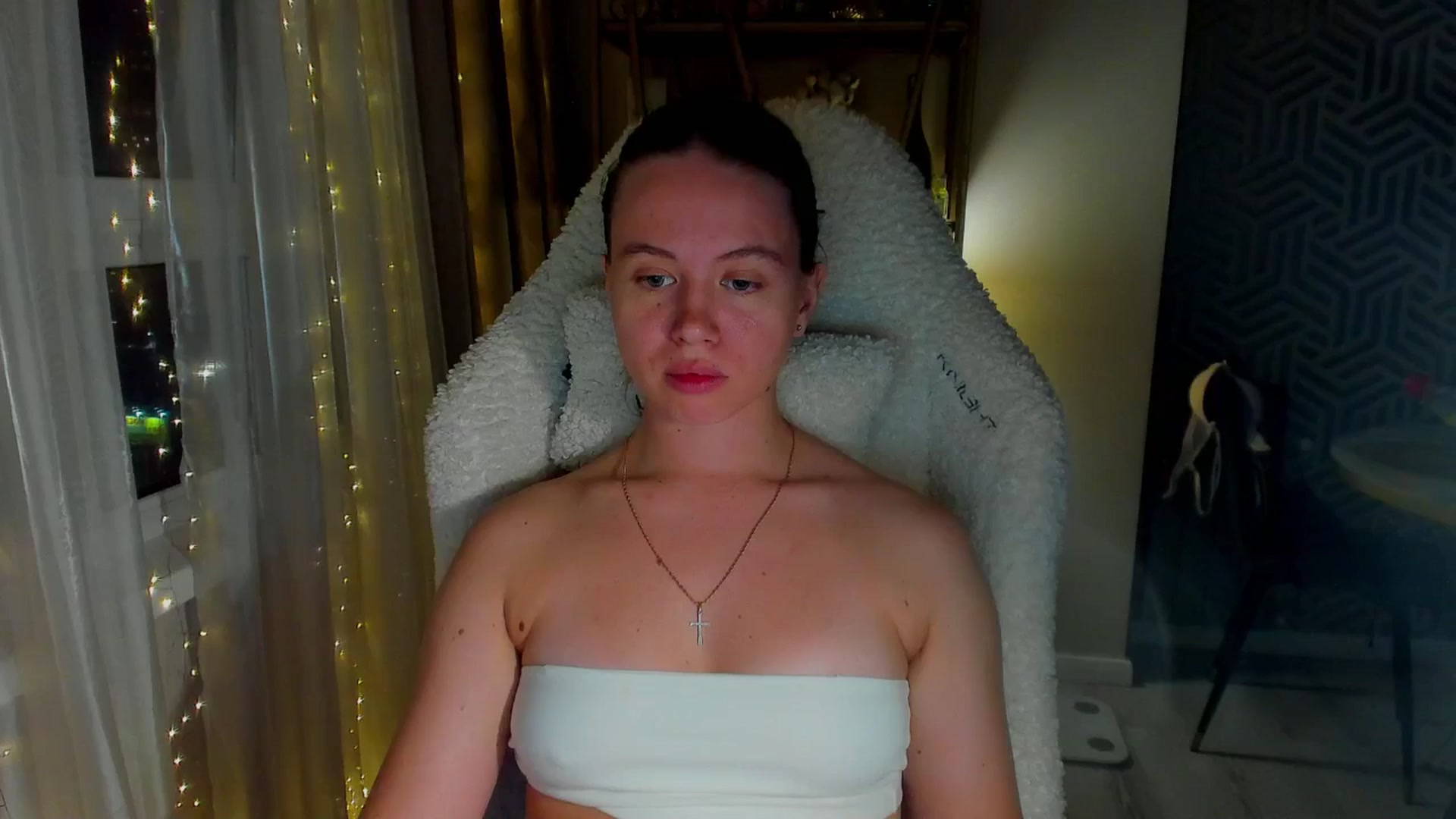 Gallery image thumbnail from PartYour_Soul's myfreecams stream on, 09/14/2025, 20:14 image 16 of 20