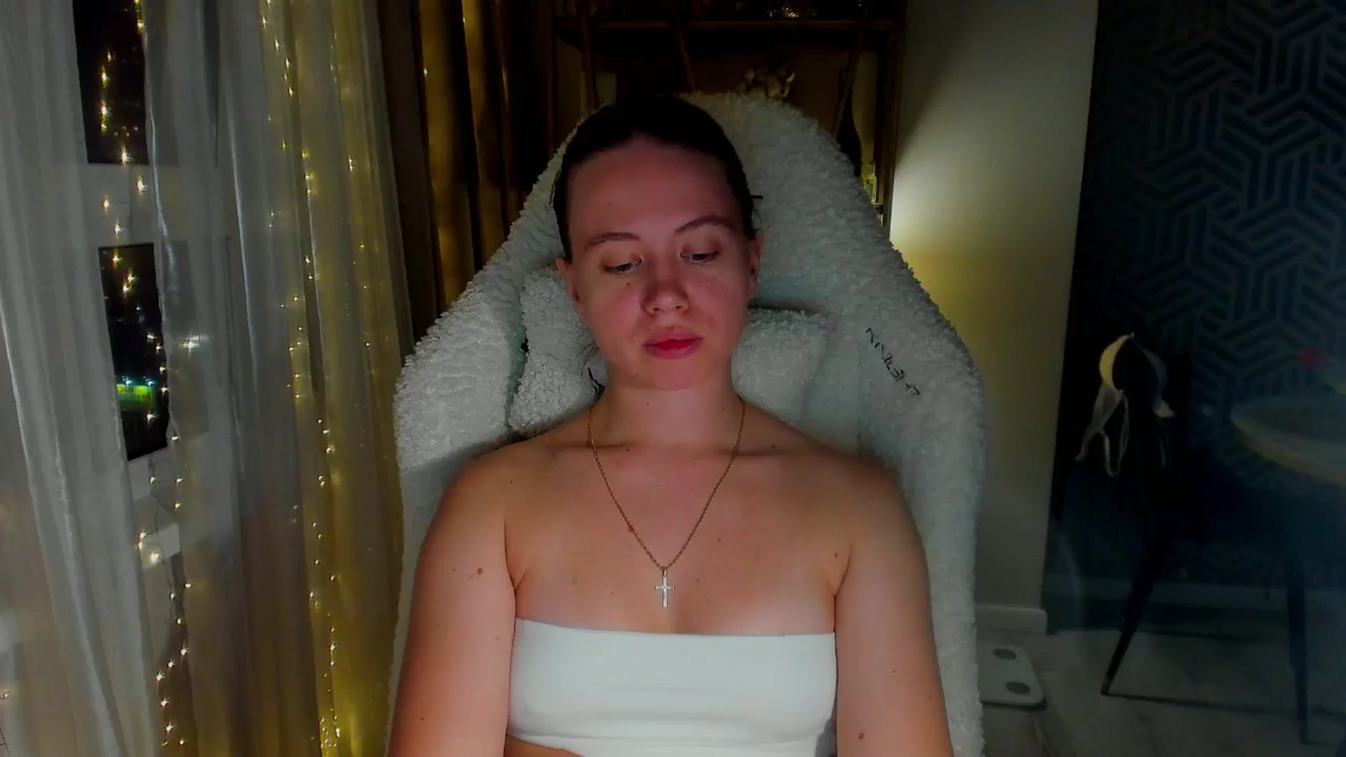 Gallery image thumbnail from PartYour_Soul's myfreecams stream on, 09/14/2025, 20:14 image 17 of 20