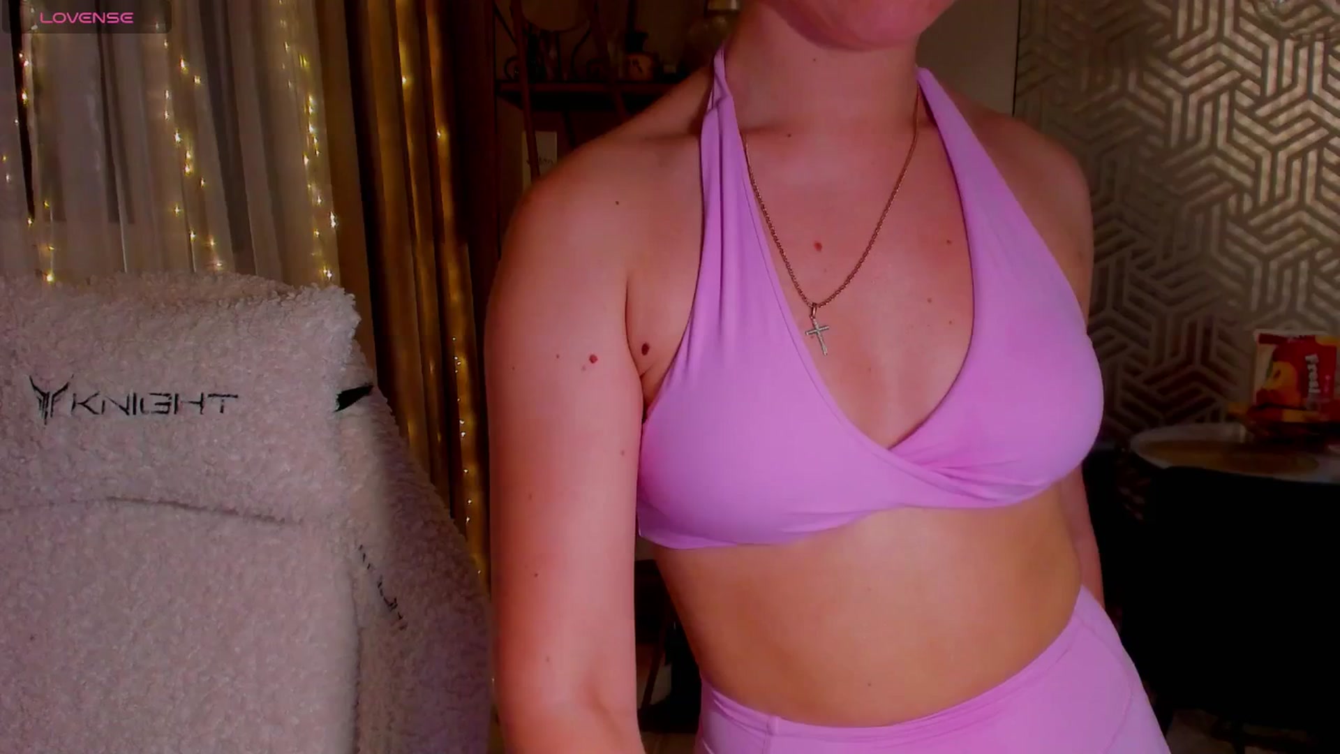 Gallery image thumbnail from PartYour_Soul's myfreecams stream on, 10/06/2025, 17:36 image 16 of 20