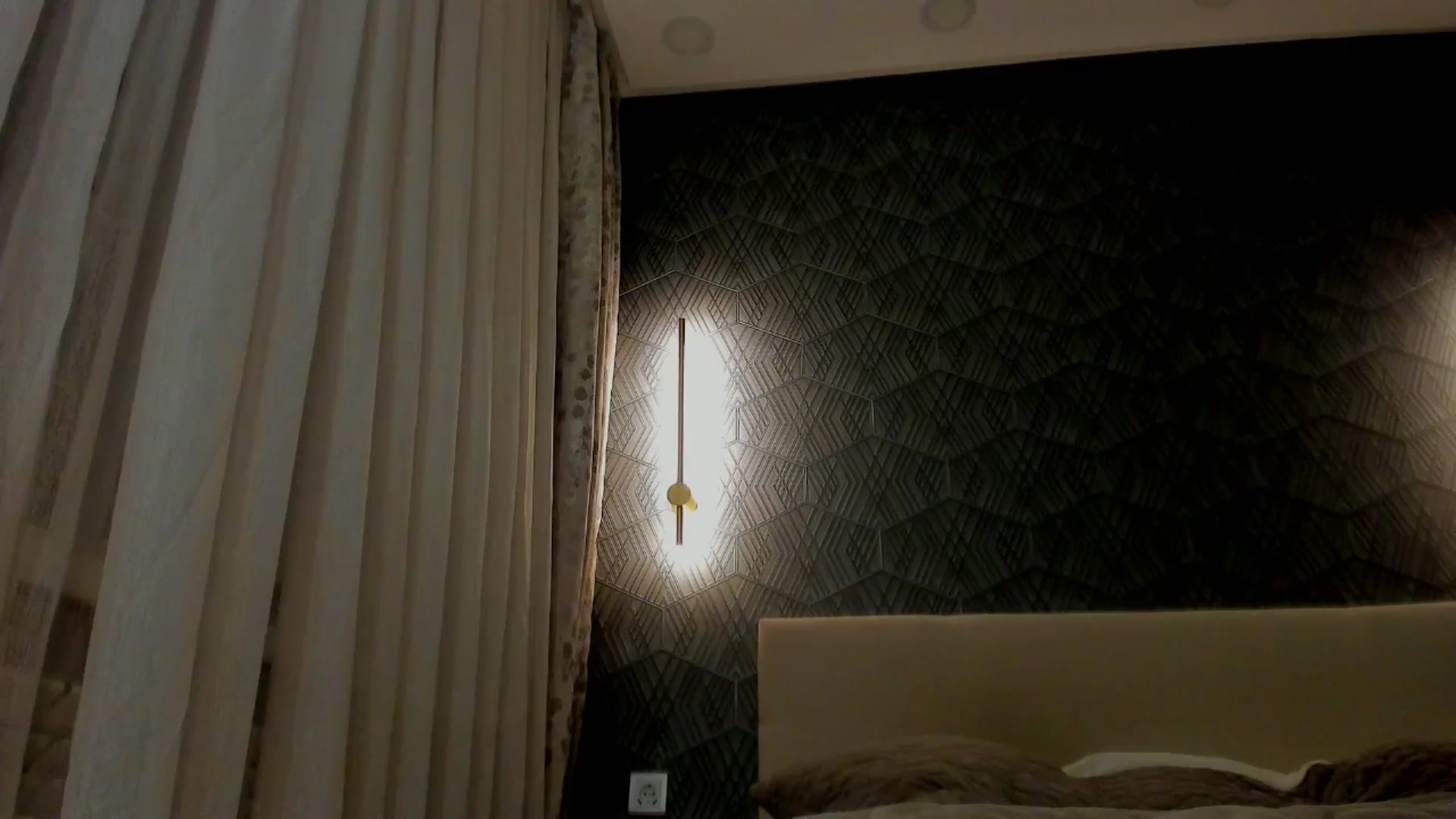 Gallery image thumbnail from PartYour_Soul's myfreecams stream on, 10/30/2025, 20:29 image 16 of 20