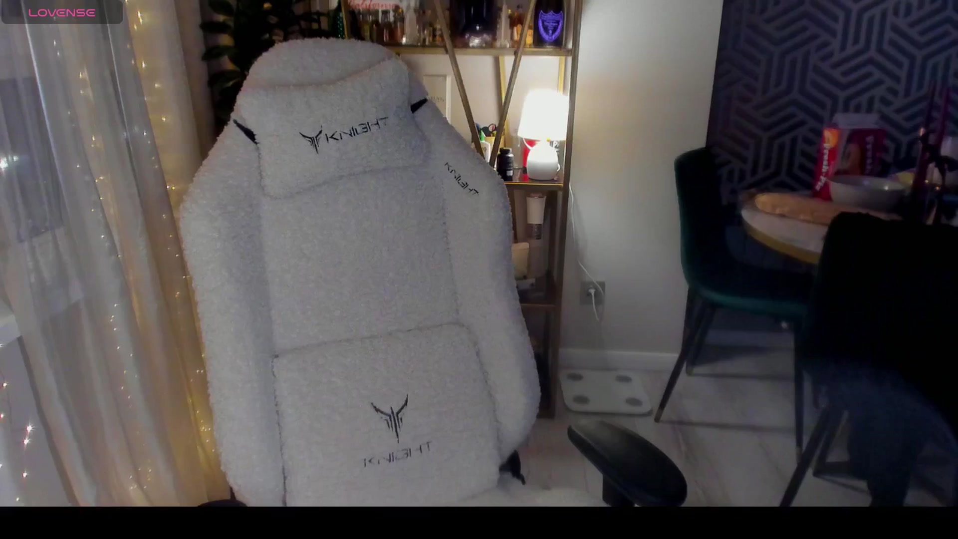 Gallery image thumbnail from PartYour_Soul's myfreecams stream on, 12/30/2025, 18:44 image 10 of 20