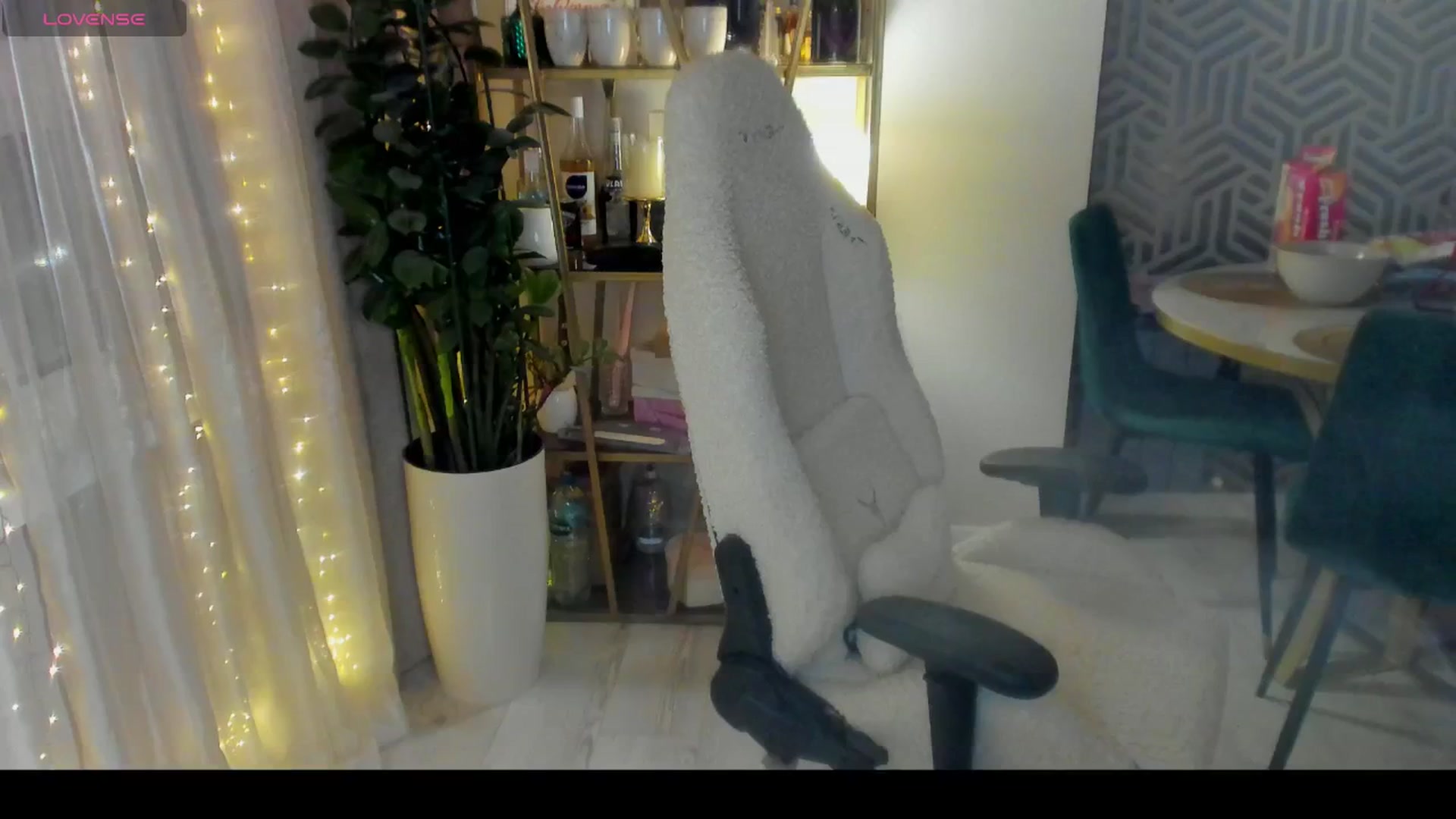 Gallery image thumbnail from PartYour_Soul's myfreecams stream on, 01/01/2026, 17:06 image 2 of 20