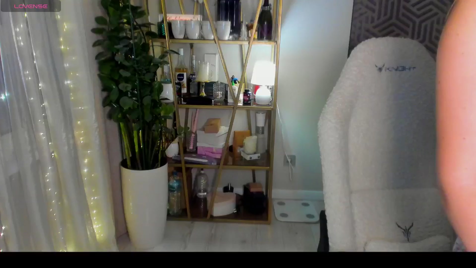 Gallery image thumbnail from PartYour_Soul's myfreecams stream on, 01/01/2026, 17:06 image 15 of 20