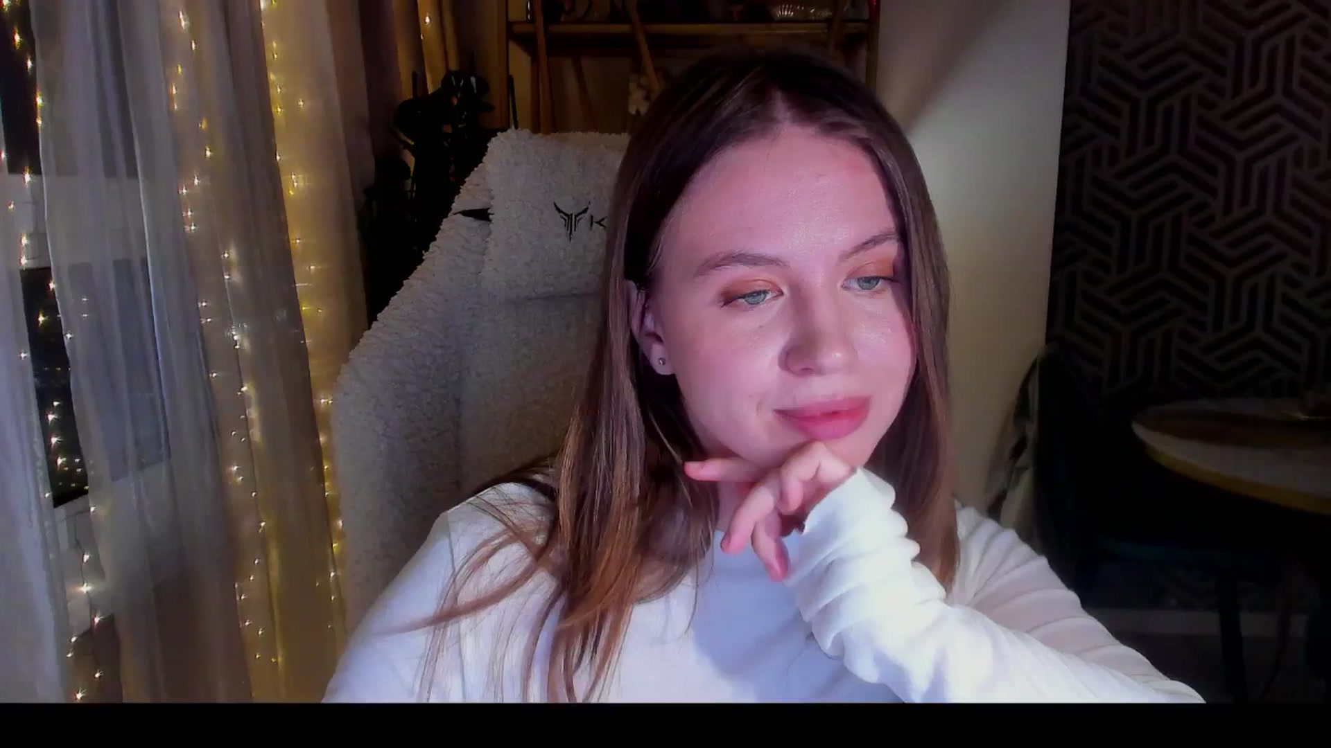 Gallery image thumbnail from PartYour_Soul's myfreecams stream on, 01/15/2026, 21:33 image 17 of 20