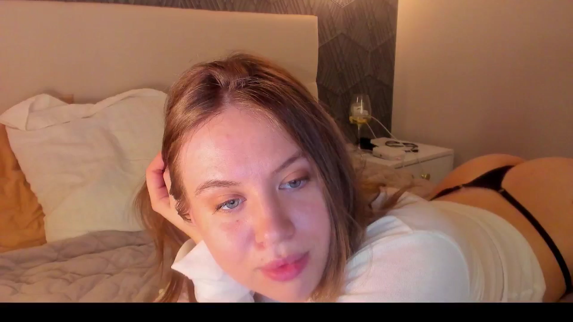Gallery image thumbnail from PartYour_Soul's myfreecams stream on, 02/01/2026, 19:39 image 3 of 20