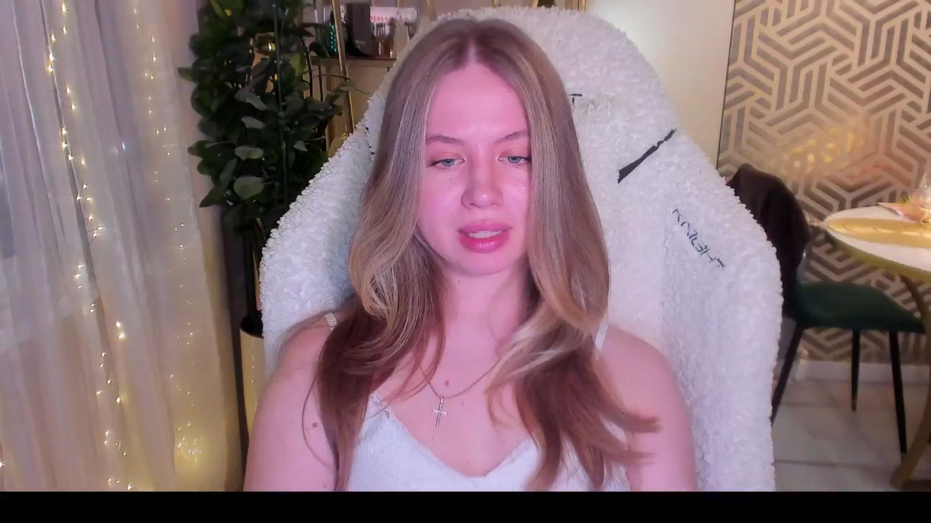 Gallery image thumbnail from PartYour_Soul's myfreecams stream on, 04/12/2026, 20:57 image 1 of 20
