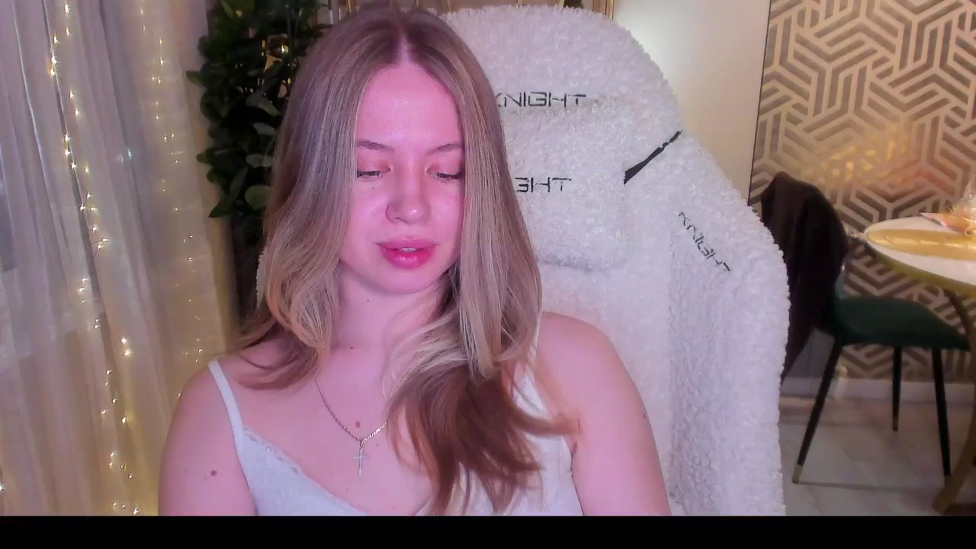 Gallery image thumbnail from PartYour_Soul's myfreecams stream on, 04/12/2026, 20:57 image 5 of 20