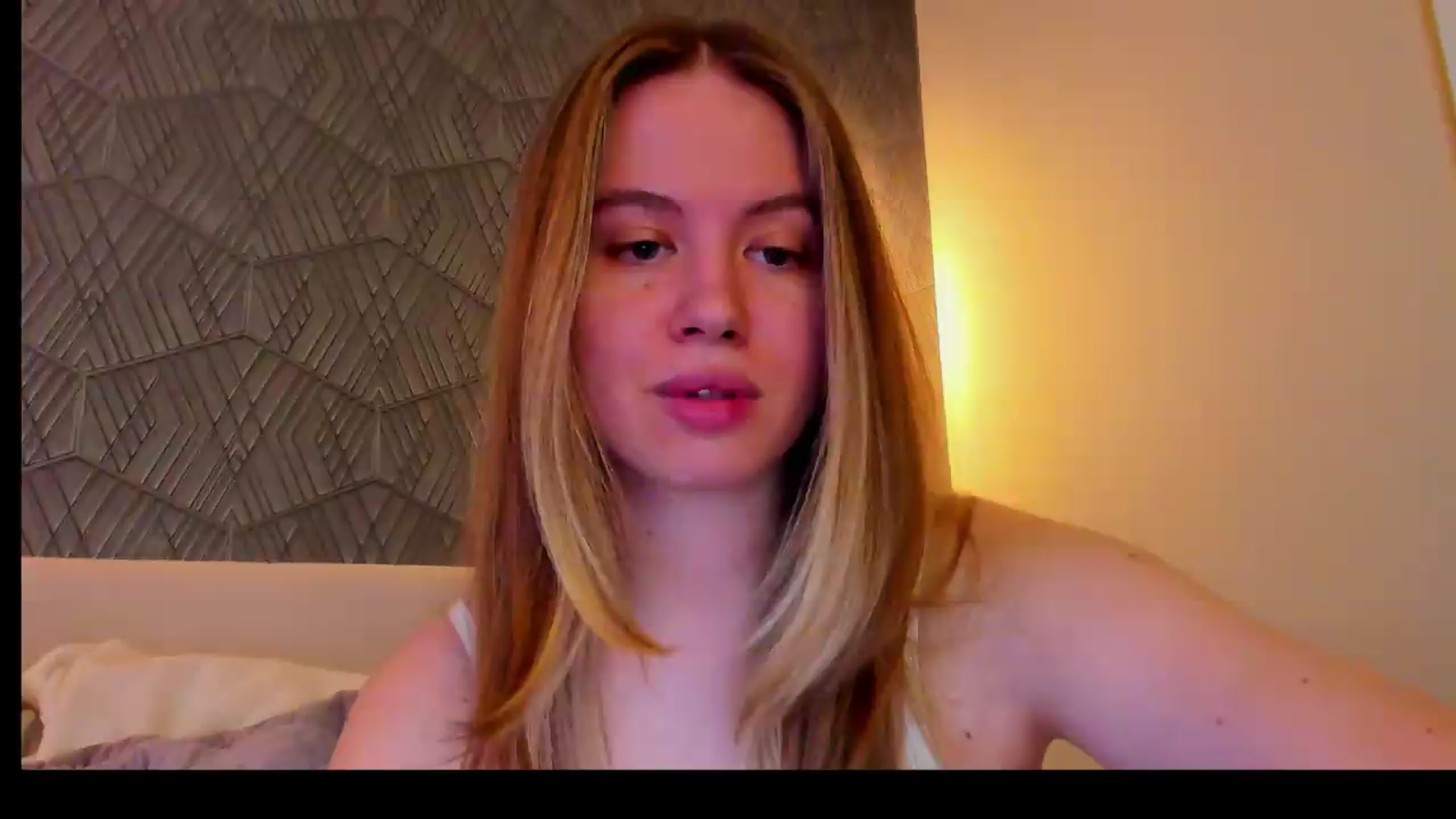 Gallery image thumbnail from PartYour_Soul's myfreecams stream on, 06/01/2026, 16:54 image 5 of 20