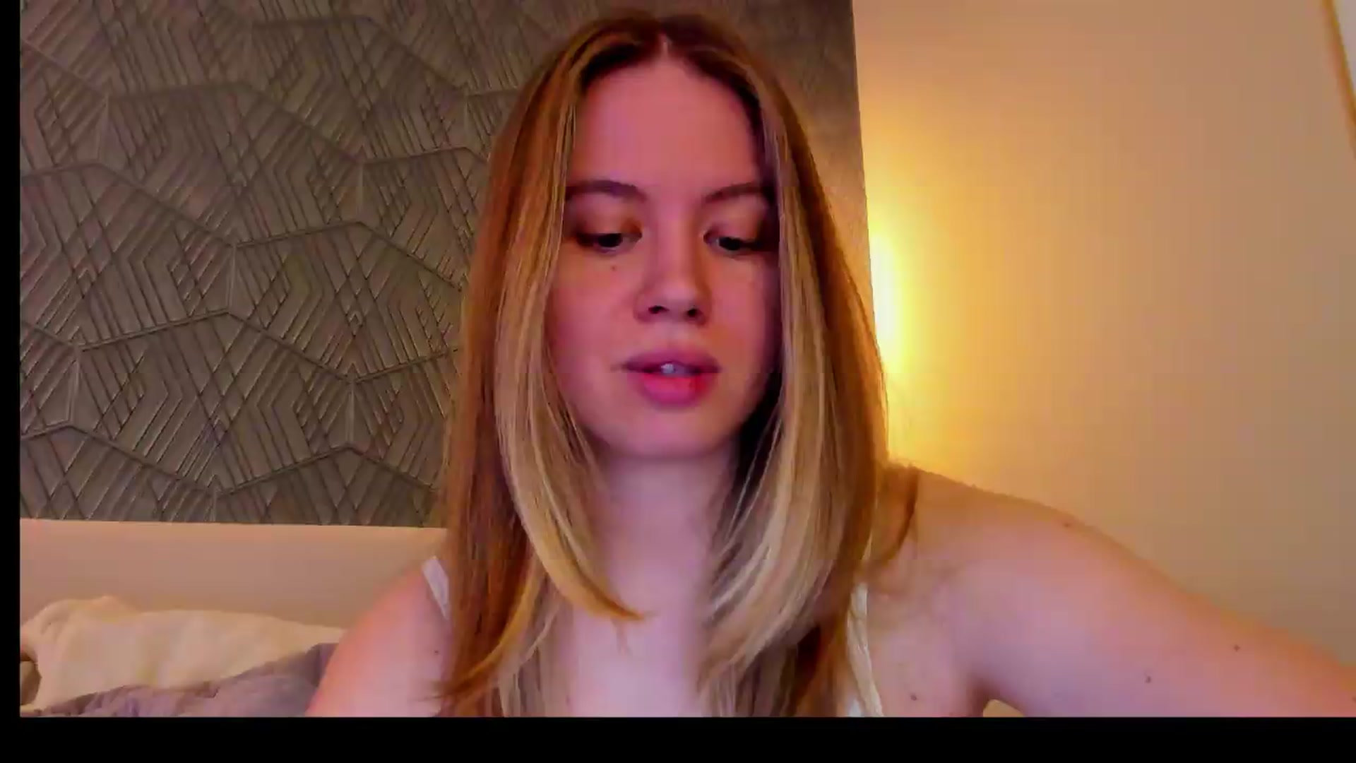 Gallery image thumbnail from PartYour_Soul's myfreecams stream on, 06/01/2026, 16:54 image 8 of 20