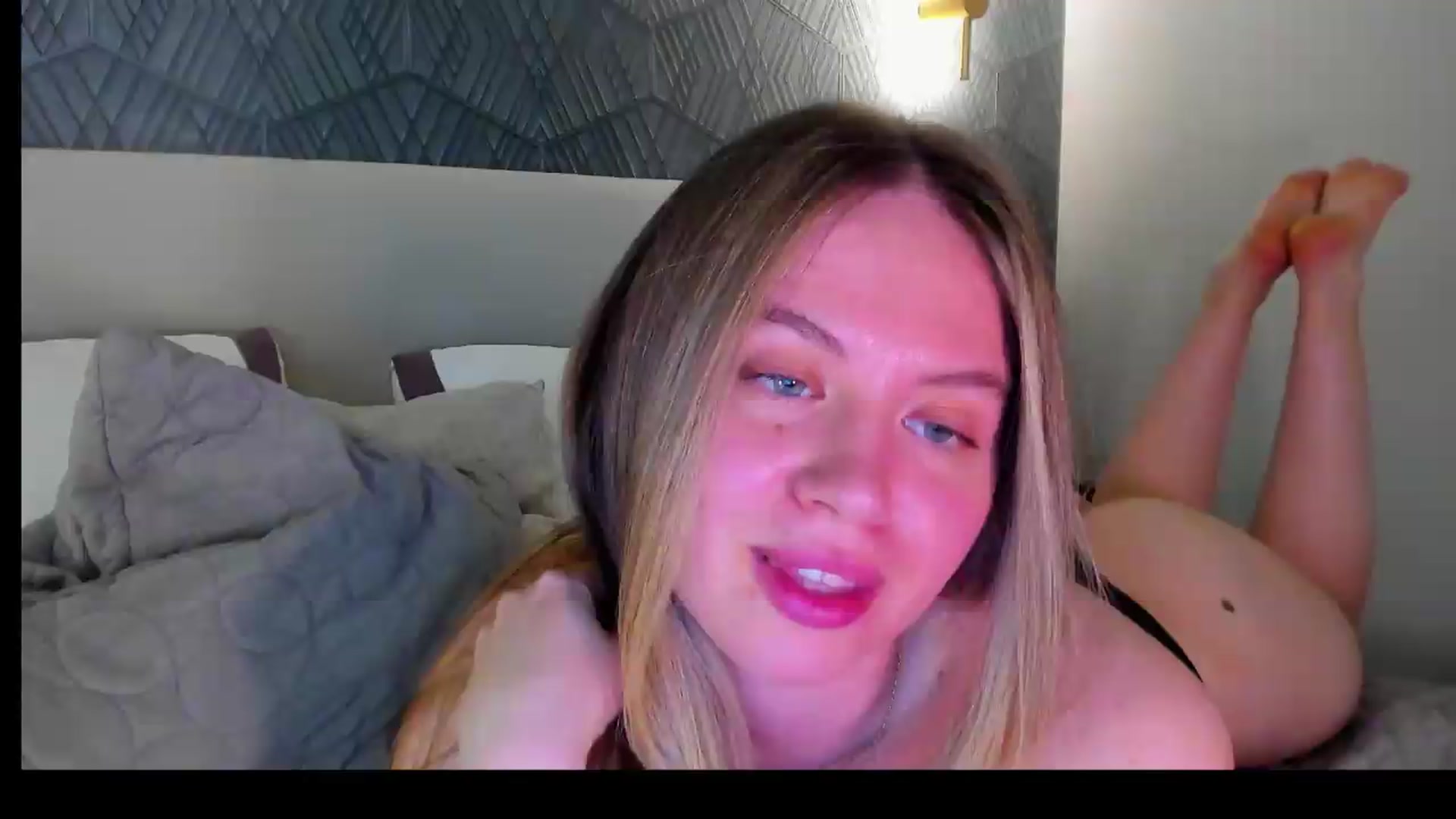 Gallery image thumbnail from PartYour_Soul's myfreecams stream on, 06/07/2026, 19:49 image 7 of 20