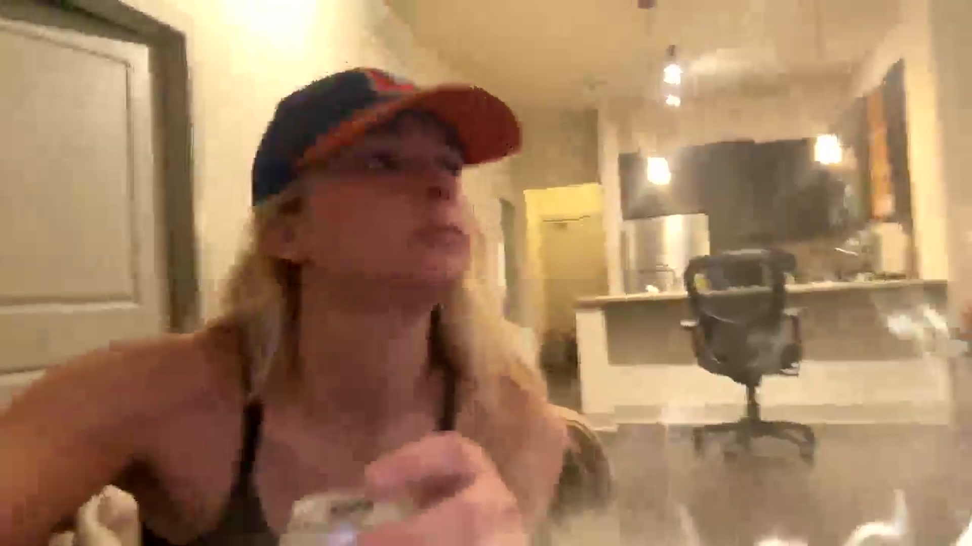 Gallery image thumbnail from Partygirl1's myfreecams stream on, 04/12/2026, 09:52 image 16 of 20
