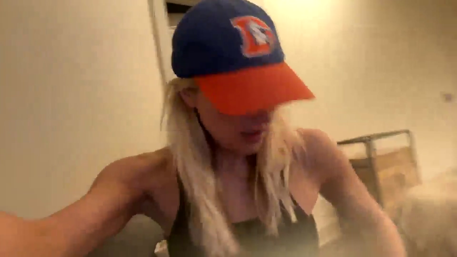 Gallery image thumbnail from Partygirl1's myfreecams stream on, 04/12/2026, 09:52 image 12 of 20