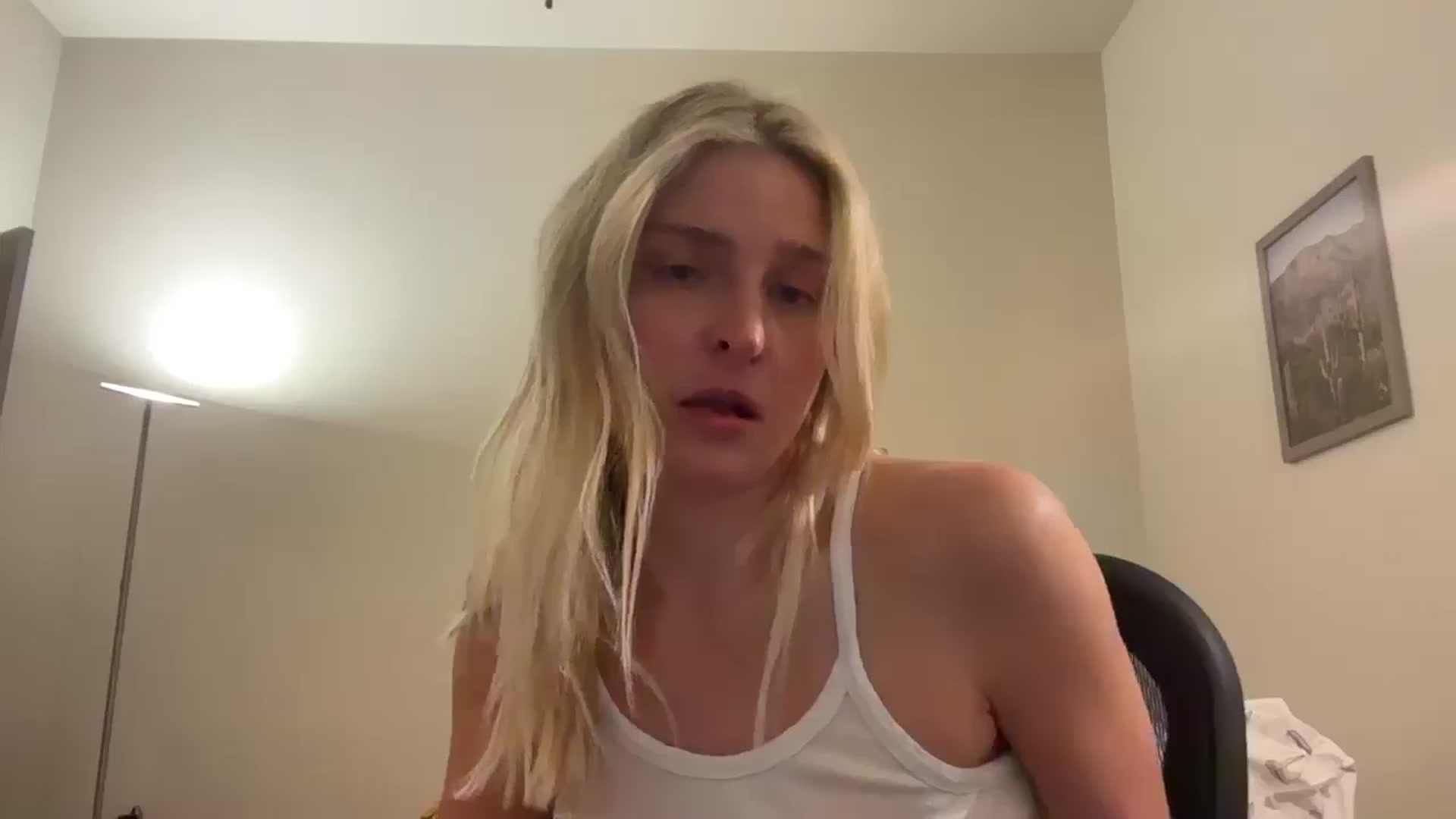 Gallery image thumbnail from Partygirl1's myfreecams stream on, 04/14/2026, 09:37 image 12 of 20