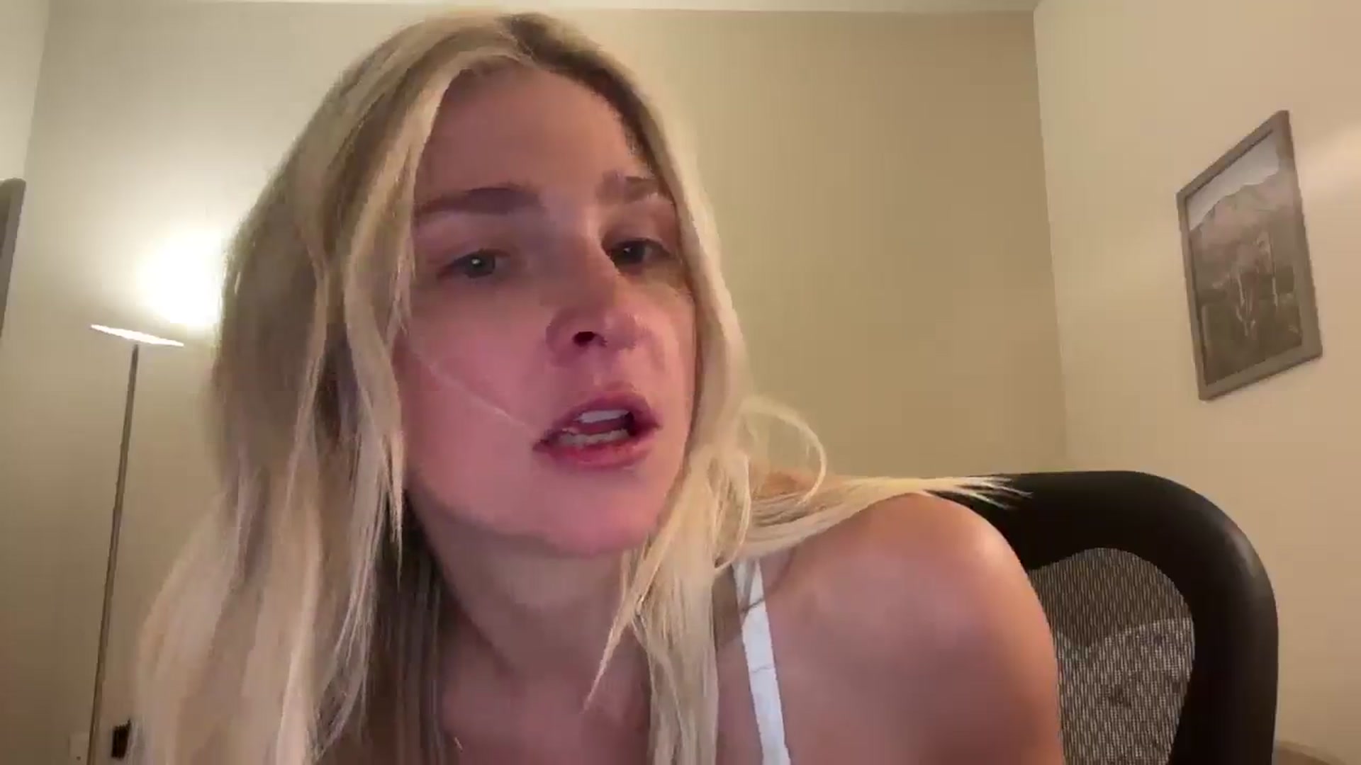 Gallery image thumbnail from Partygirl1's myfreecams stream on, 04/14/2026, 09:37 image 6 of 20