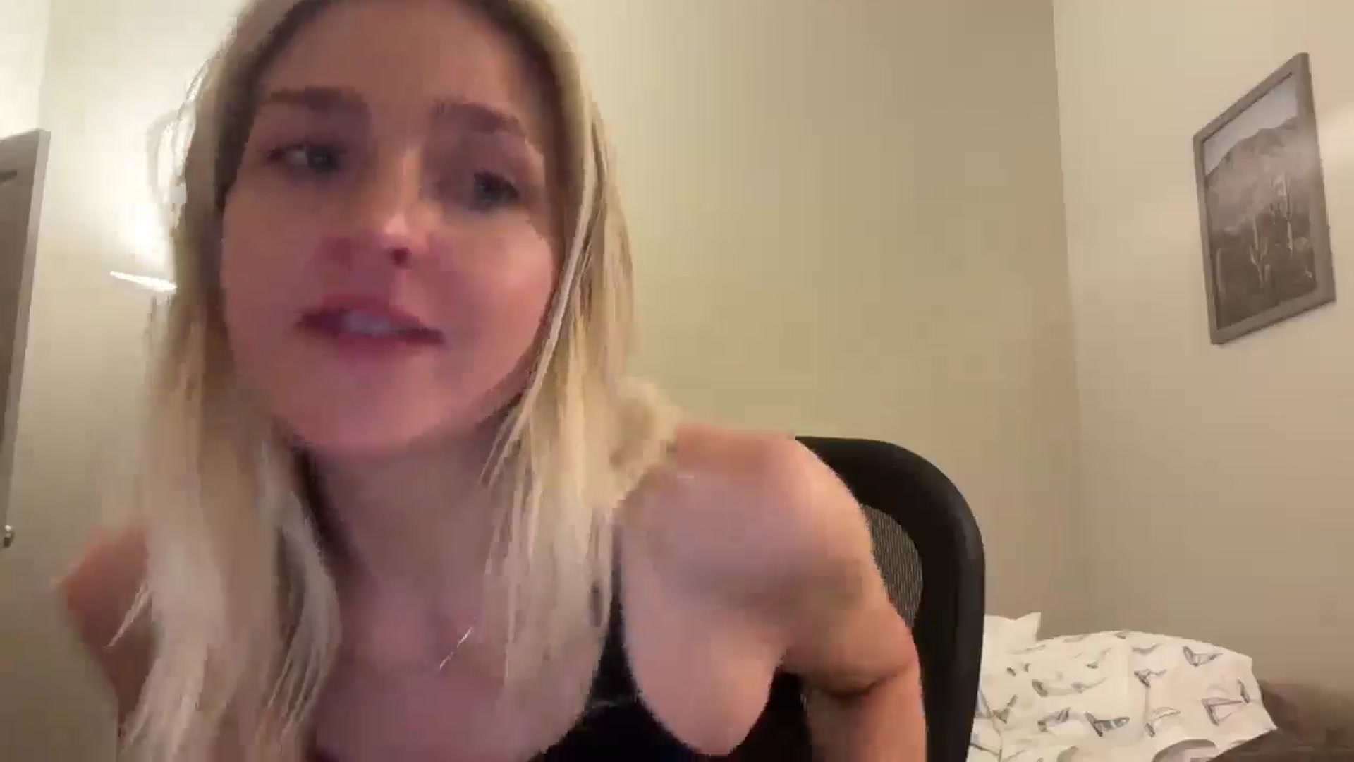 Gallery image thumbnail from Partygirl1's myfreecams stream on, 04/15/2026, 11:13 image 16 of 20
