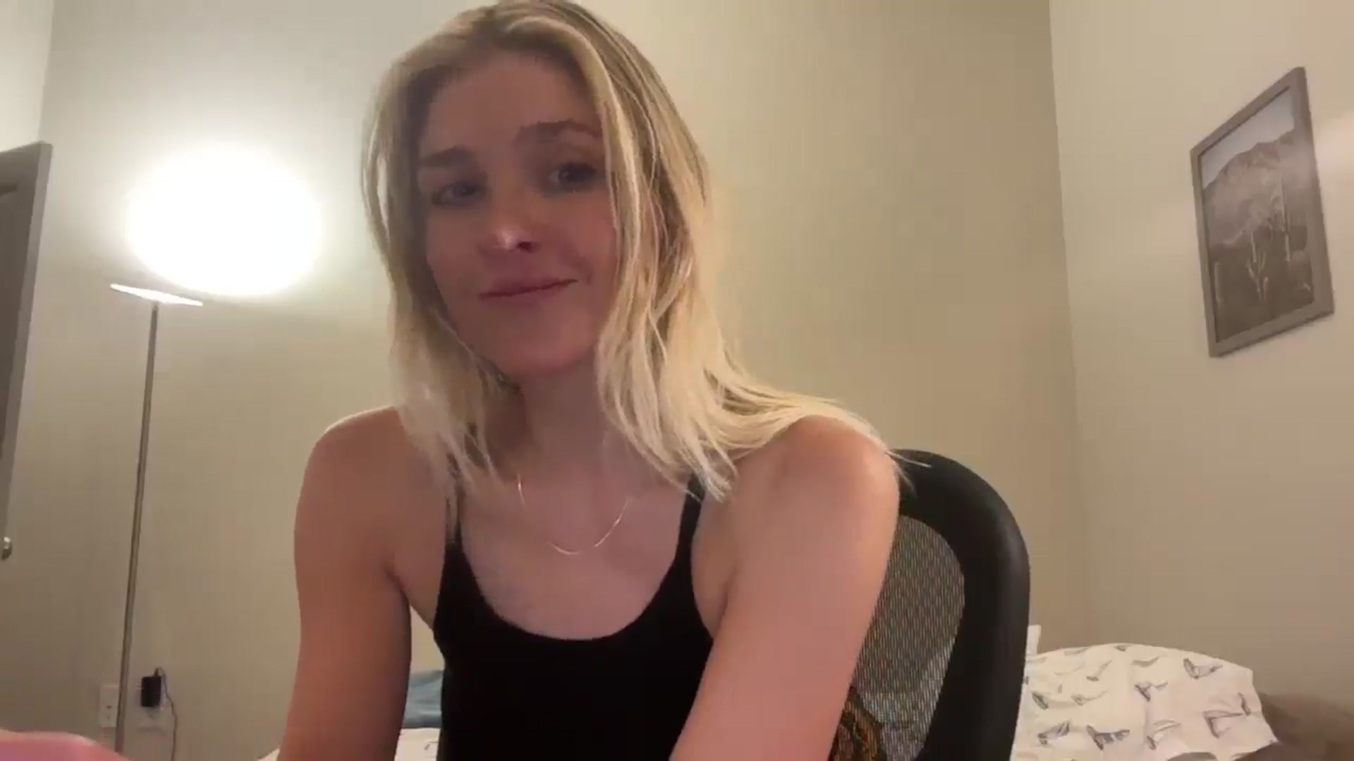 Gallery image thumbnail from Partygirl1's myfreecams stream on, 04/15/2026, 11:13 image 3 of 20