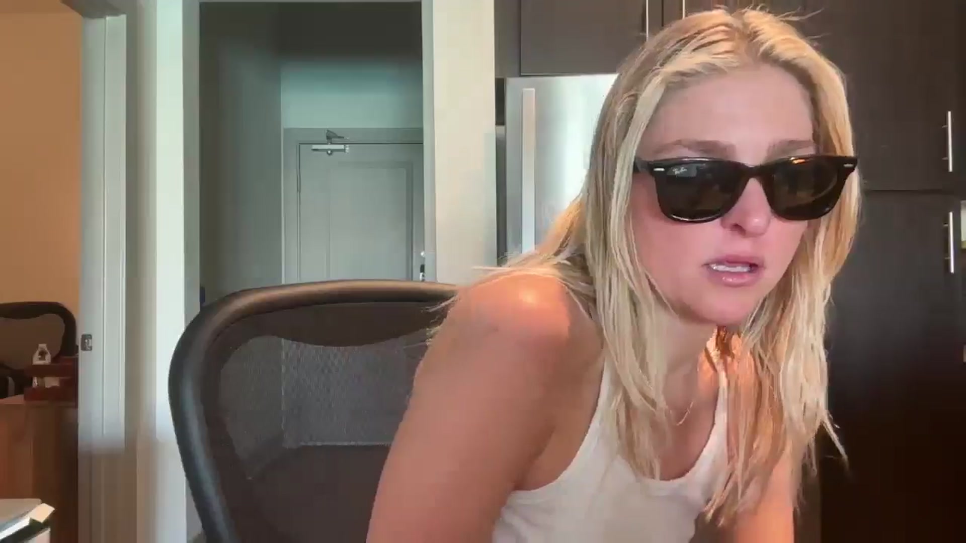Gallery image thumbnail from Partygirl1's myfreecams stream on, 04/17/2026, 16:57 image 5 of 20