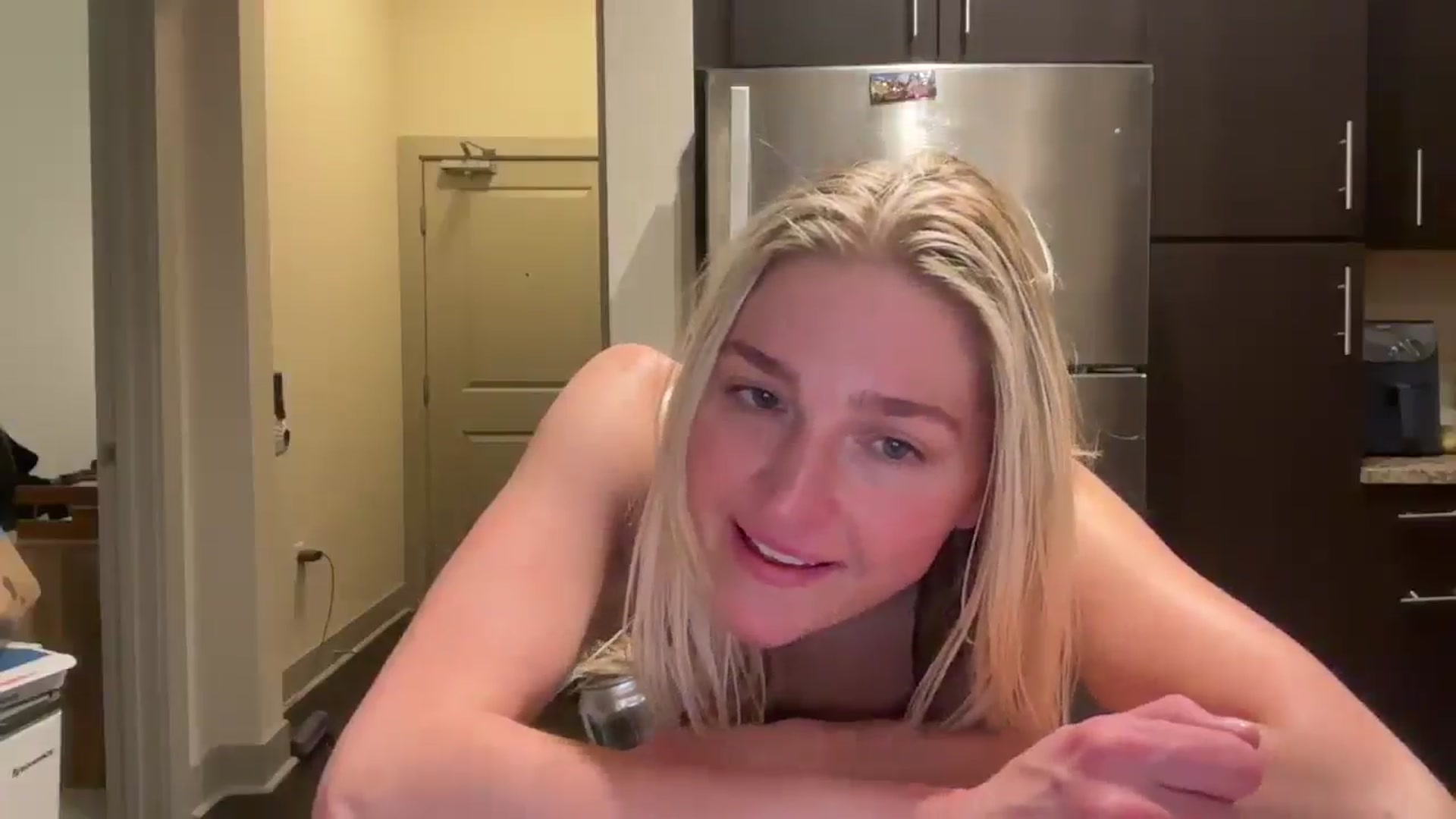 Gallery image thumbnail from Partygirl1's myfreecams stream on, 04/19/2026, 08:58 image 9 of 20
