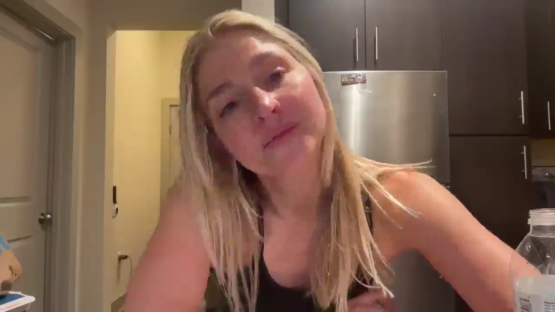 Gallery image thumbnail from Partygirl1's myfreecams stream on, 04/19/2026, 10:01 image 10 of 20