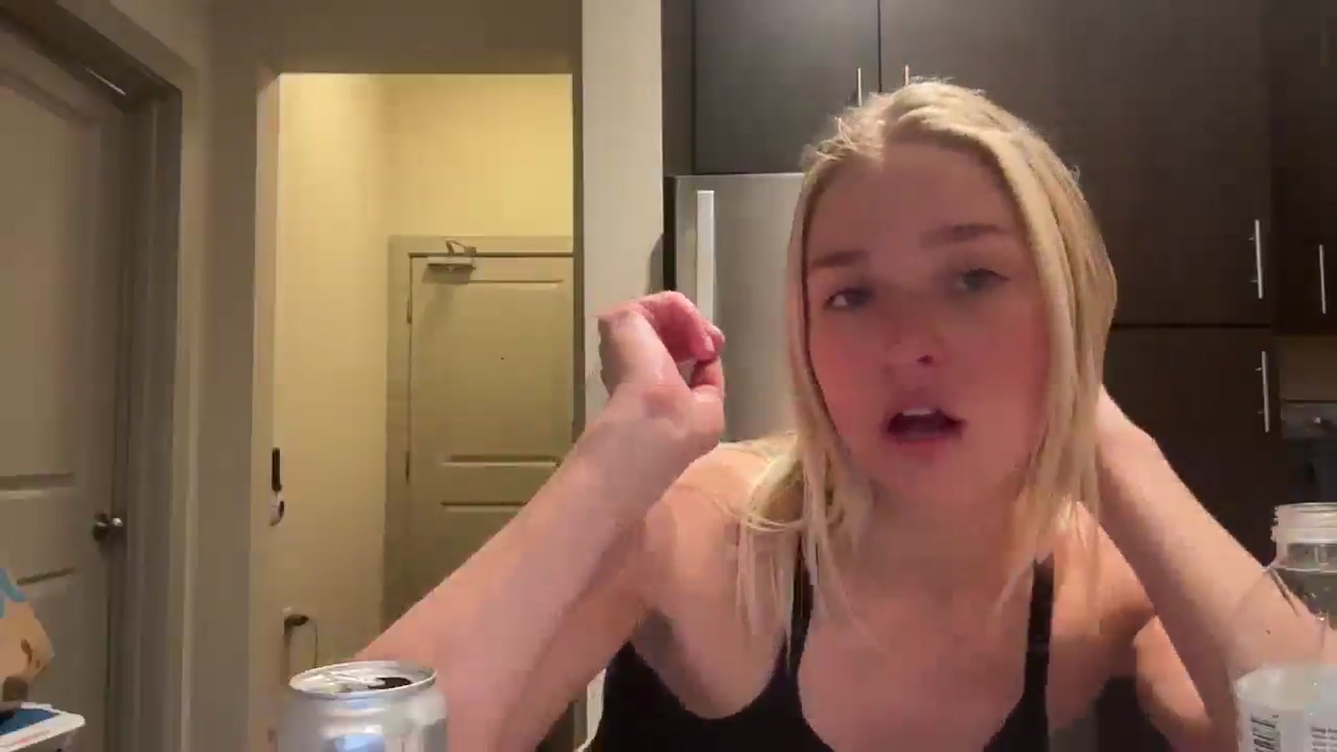 Gallery image thumbnail from Partygirl1's myfreecams stream on, 04/19/2026, 10:01 image 8 of 20