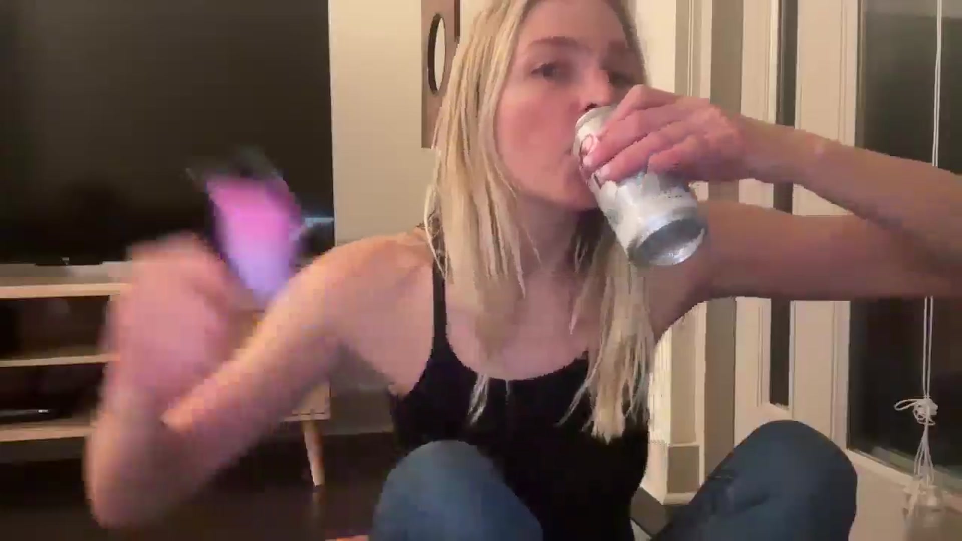 Gallery image thumbnail from Partygirl1's myfreecams stream on, 04/19/2026, 11:53 image 12 of 20