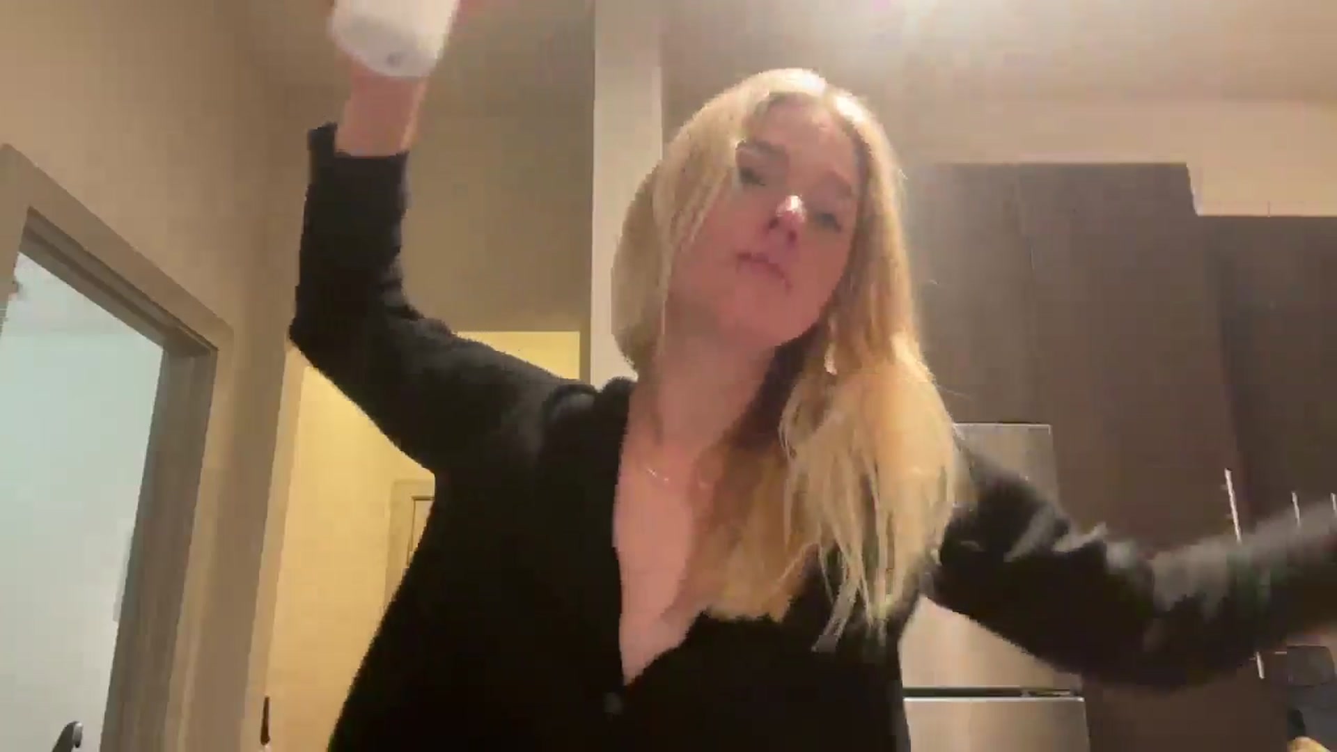 Gallery image thumbnail from Partygirl1's myfreecams stream on, 04/22/2026, 08:15 image 16 of 20