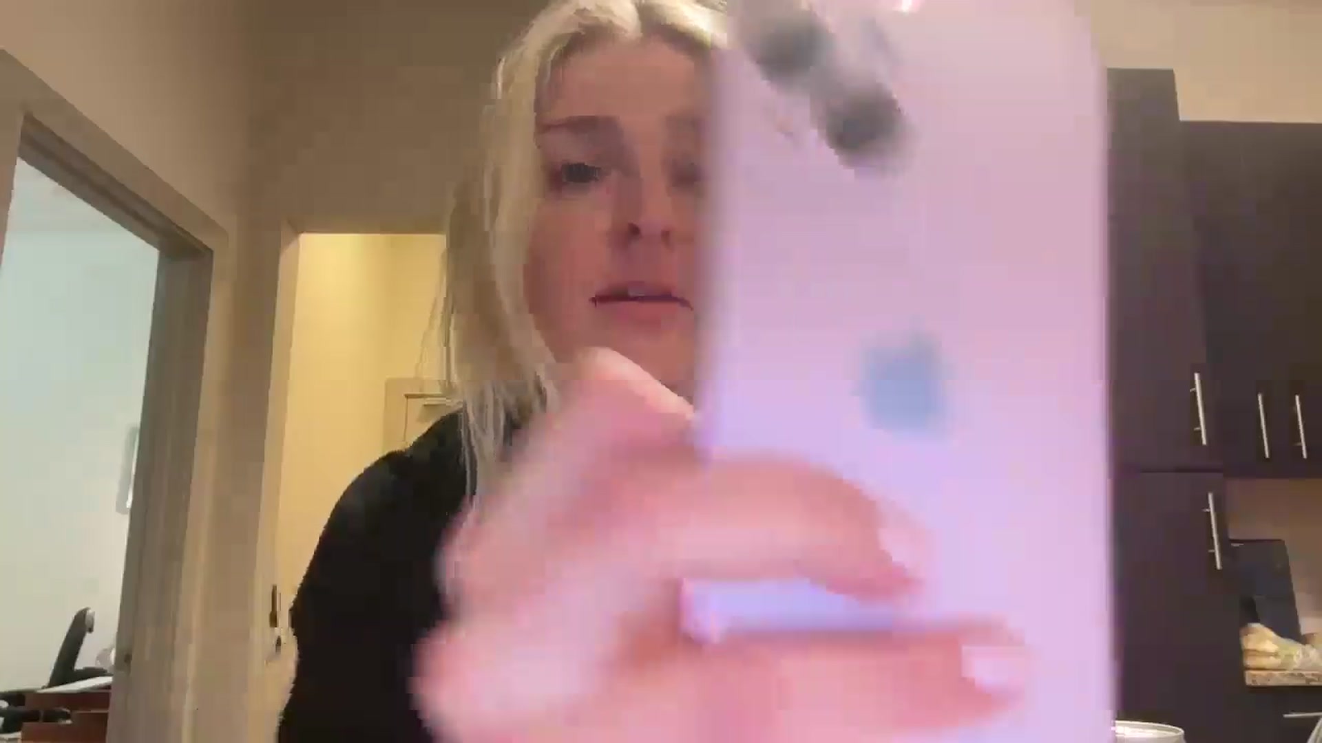 Gallery image thumbnail from Partygirl1's myfreecams stream on, 04/22/2026, 08:15 image 3 of 20