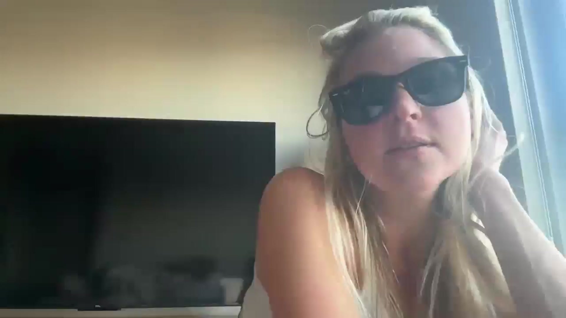 Gallery image thumbnail from Partygirl1's myfreecams stream on, 04/22/2026, 13:59 image 1 of 20