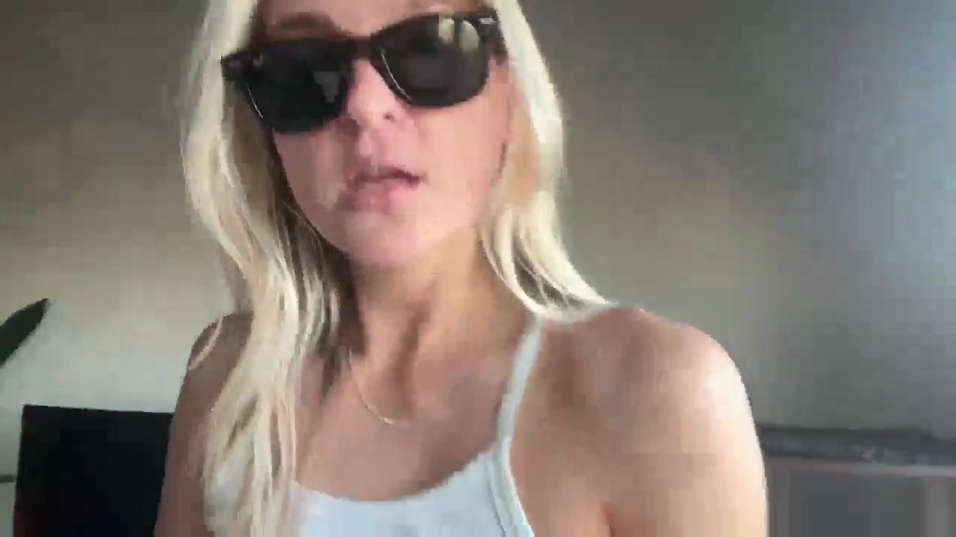 Gallery image thumbnail from Partygirl1's myfreecams stream on, 04/22/2026, 13:59 image 2 of 20