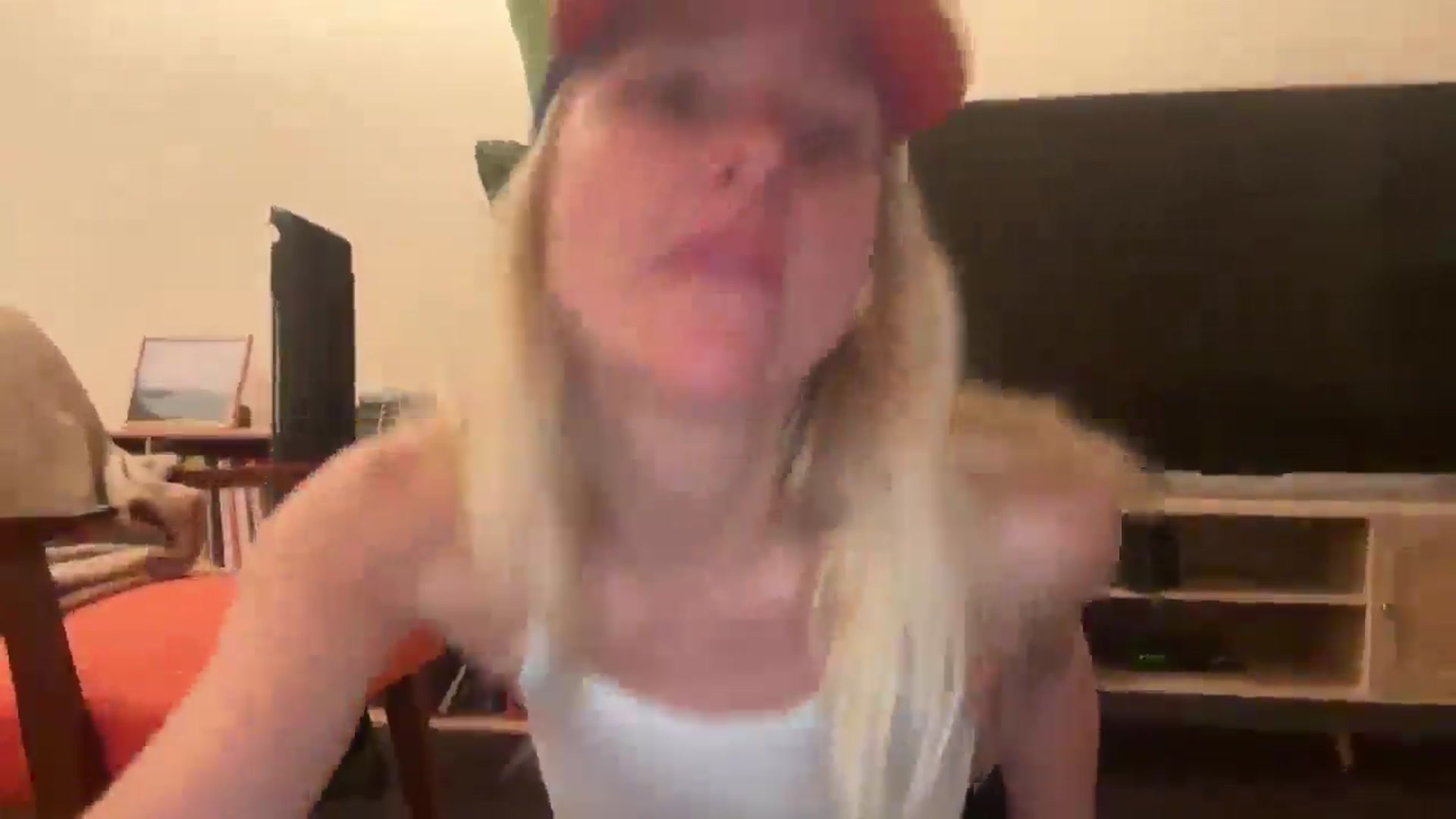Gallery image thumbnail from Partygirl1's myfreecams stream on, 04/26/2026, 09:38 image 17 of 20