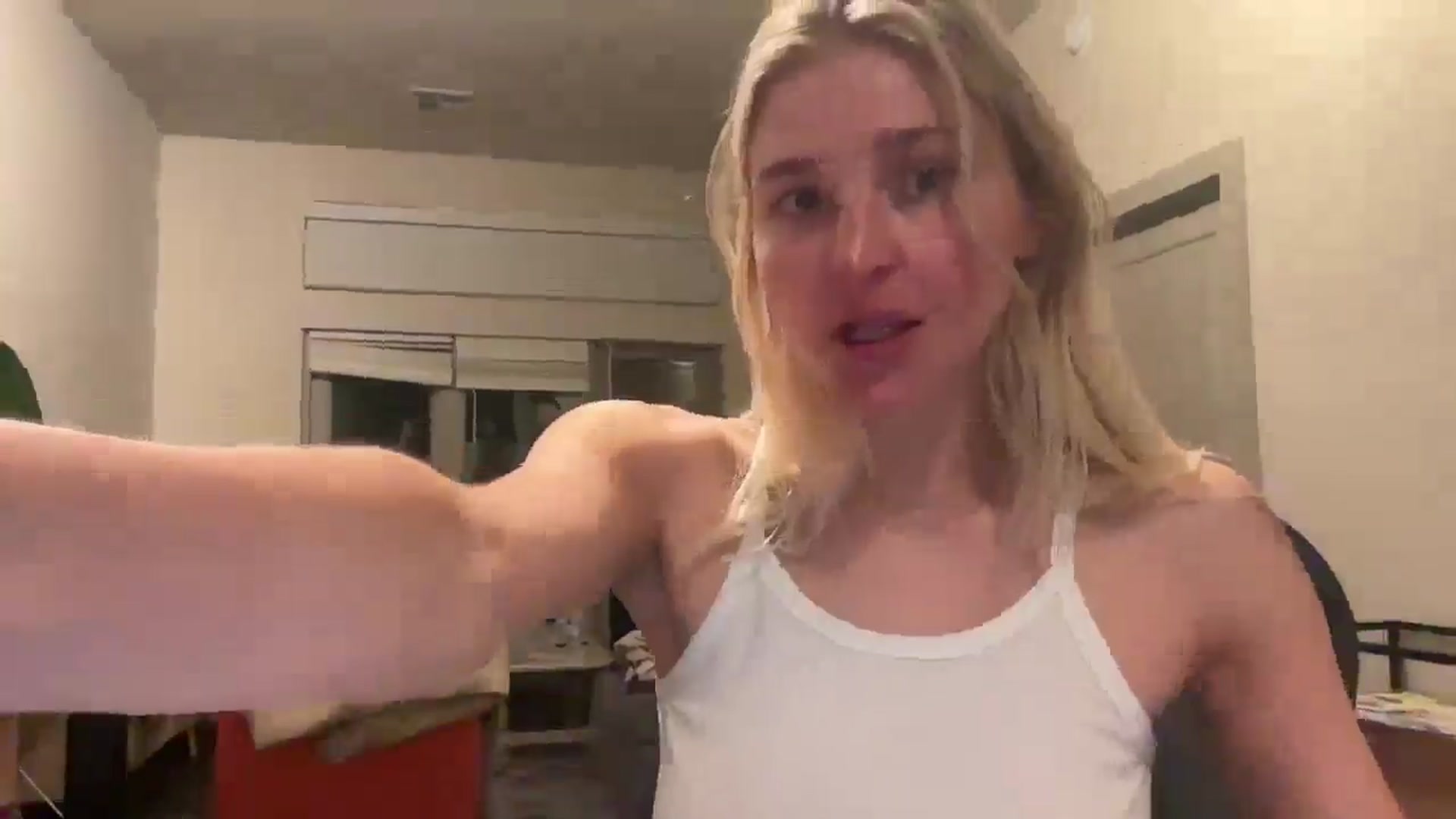 Gallery image thumbnail from Partygirl1's myfreecams stream on, 04/26/2026, 11:25 image 18 of 20