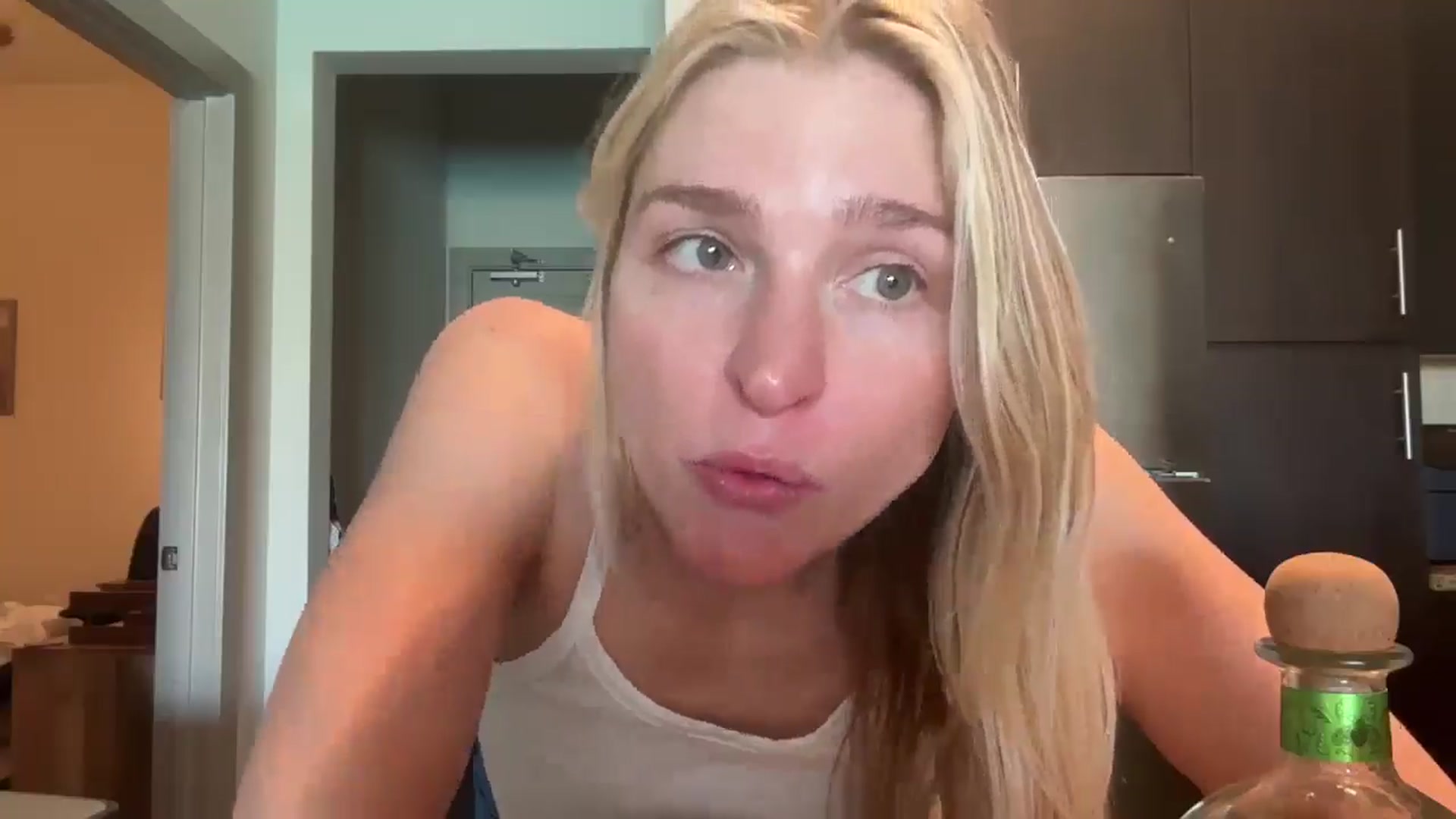 Gallery image thumbnail from Partygirl1's myfreecams stream on, 04/26/2026, 17:44 image 8 of 20