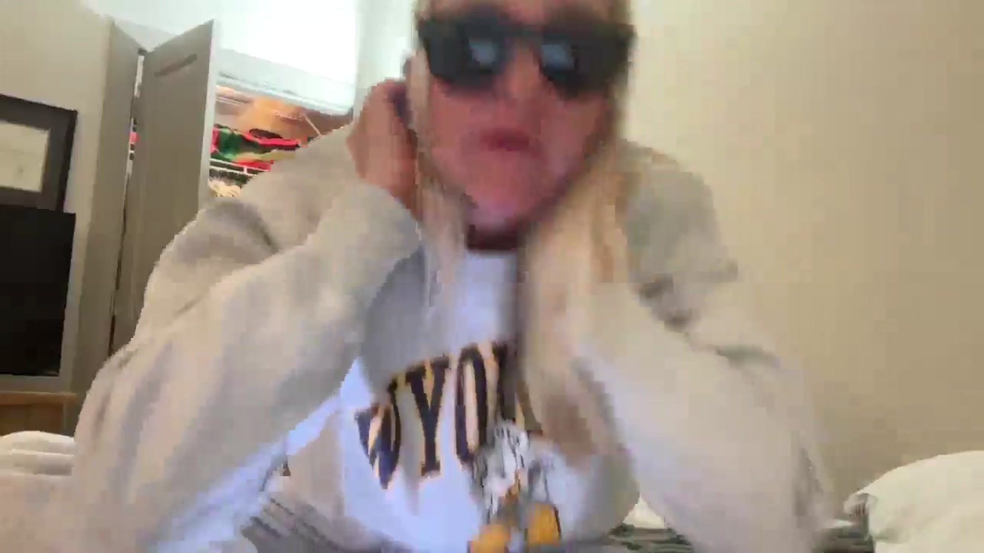Gallery image thumbnail from Partygirl1's myfreecams stream on, 04/29/2026, 15:50 image 18 of 20
