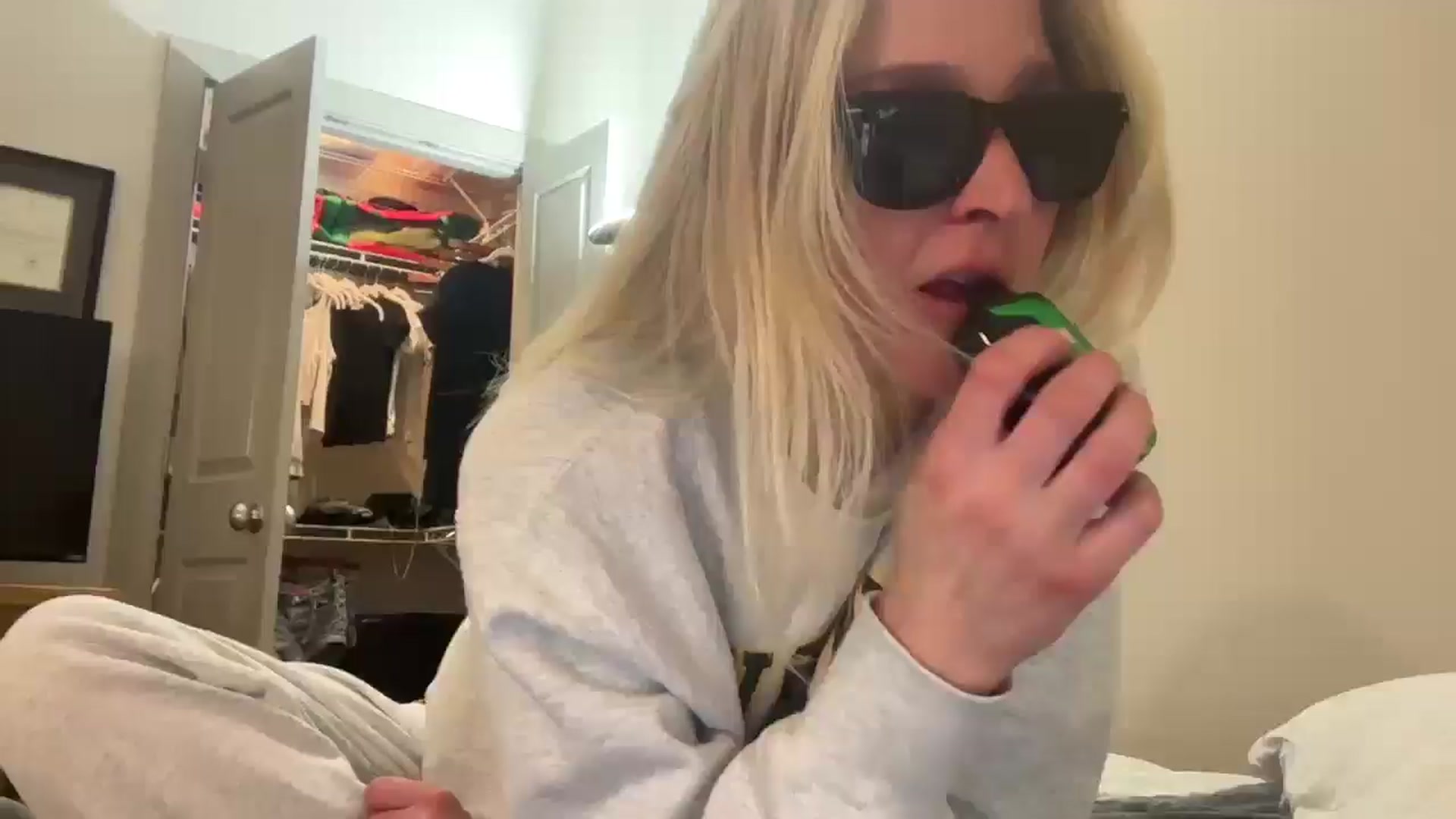 Gallery image thumbnail from Partygirl1's myfreecams stream on, 04/29/2026, 15:50 image 19 of 20