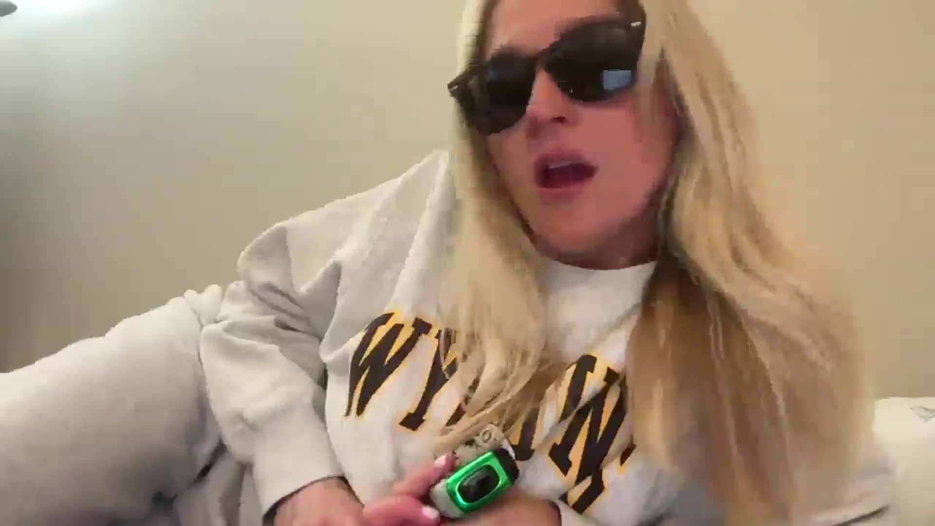 Gallery image thumbnail from Partygirl1's myfreecams stream on, 04/29/2026, 15:50 image 4 of 20