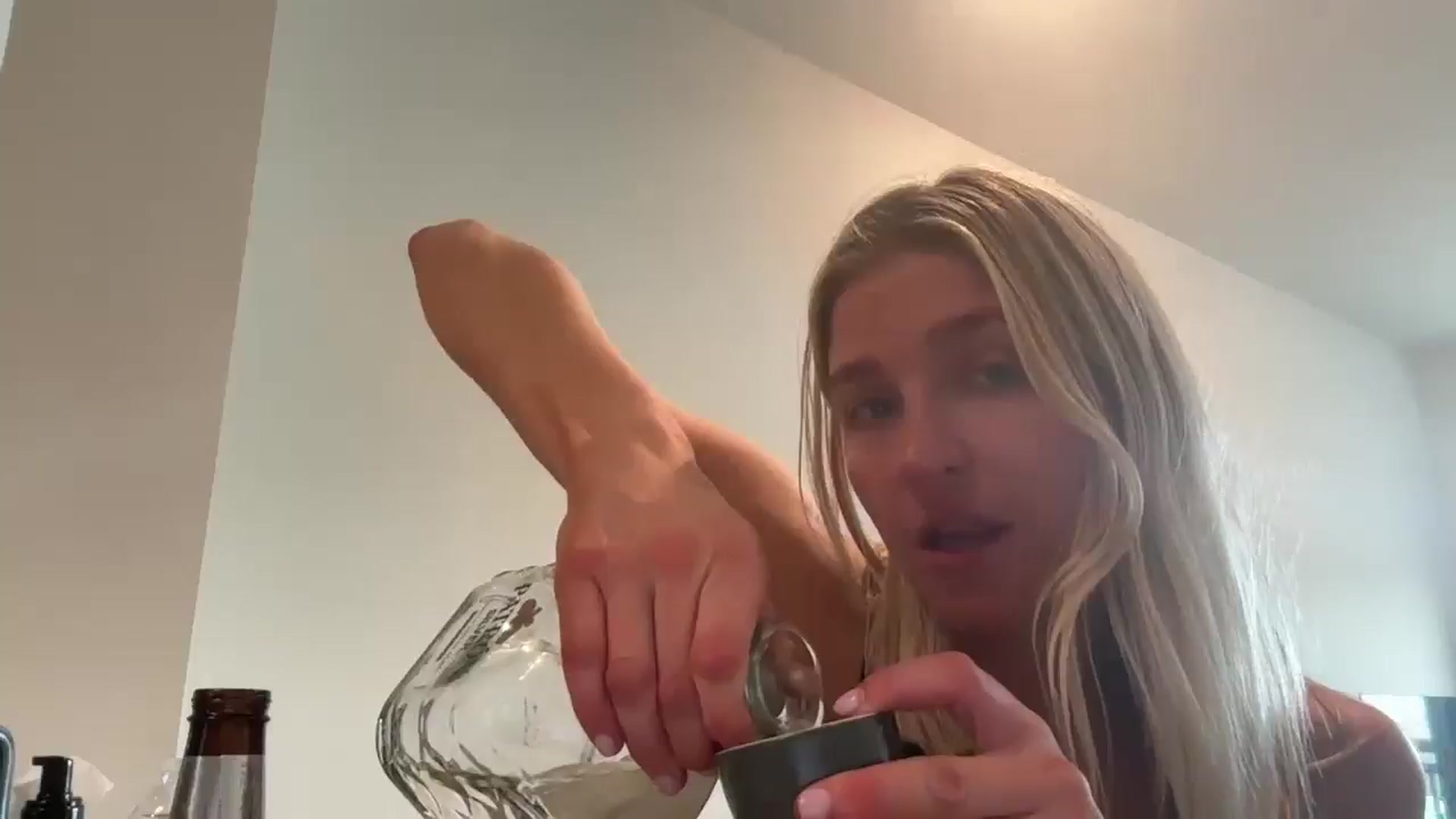 Gallery image thumbnail from Partygirl1's myfreecams stream on, 05/04/2026, 21:43 image 5 of 20