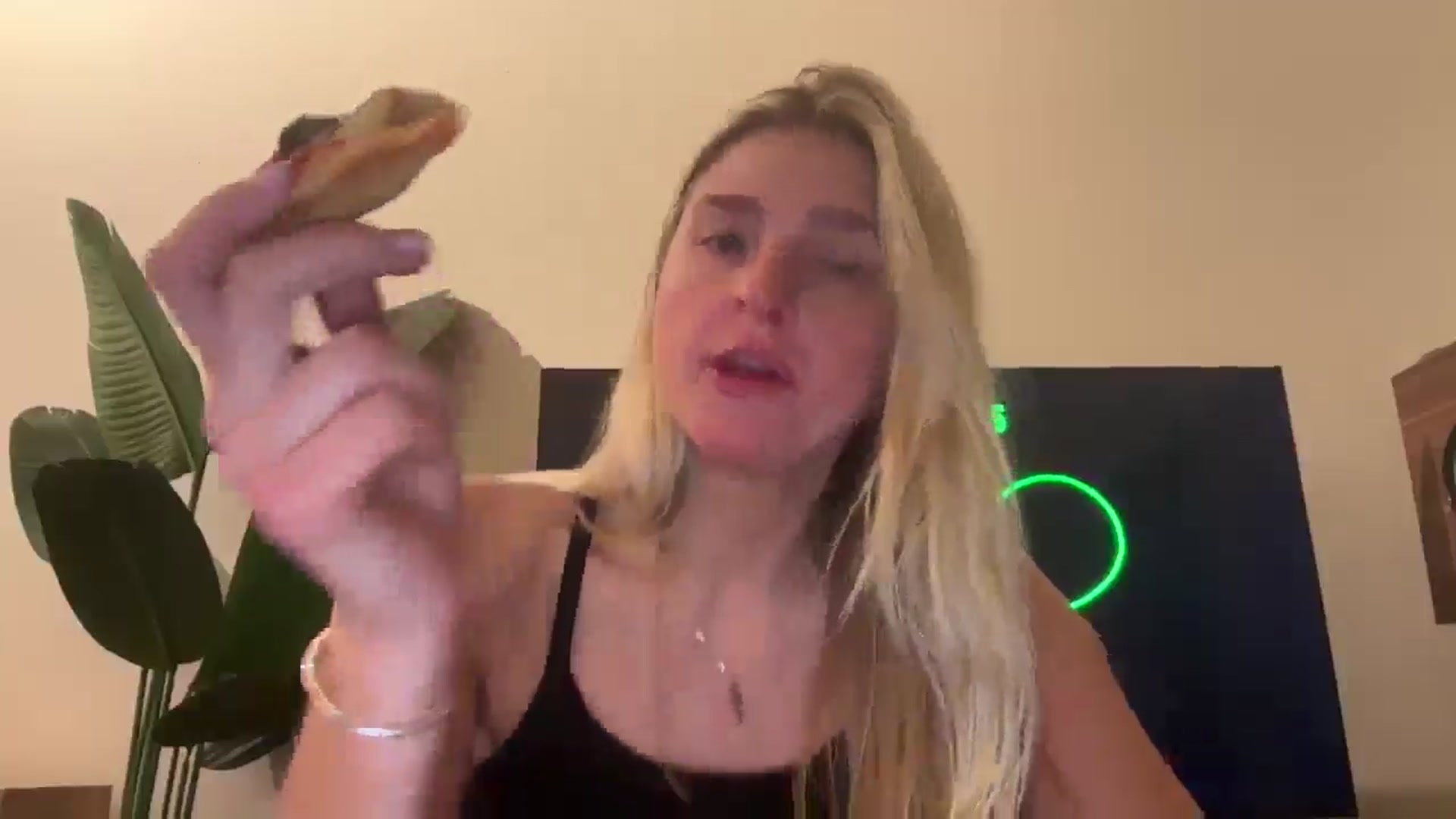 Gallery image thumbnail from Partygirl1's myfreecams stream on, 05/06/2026, 07:34 image 3 of 20