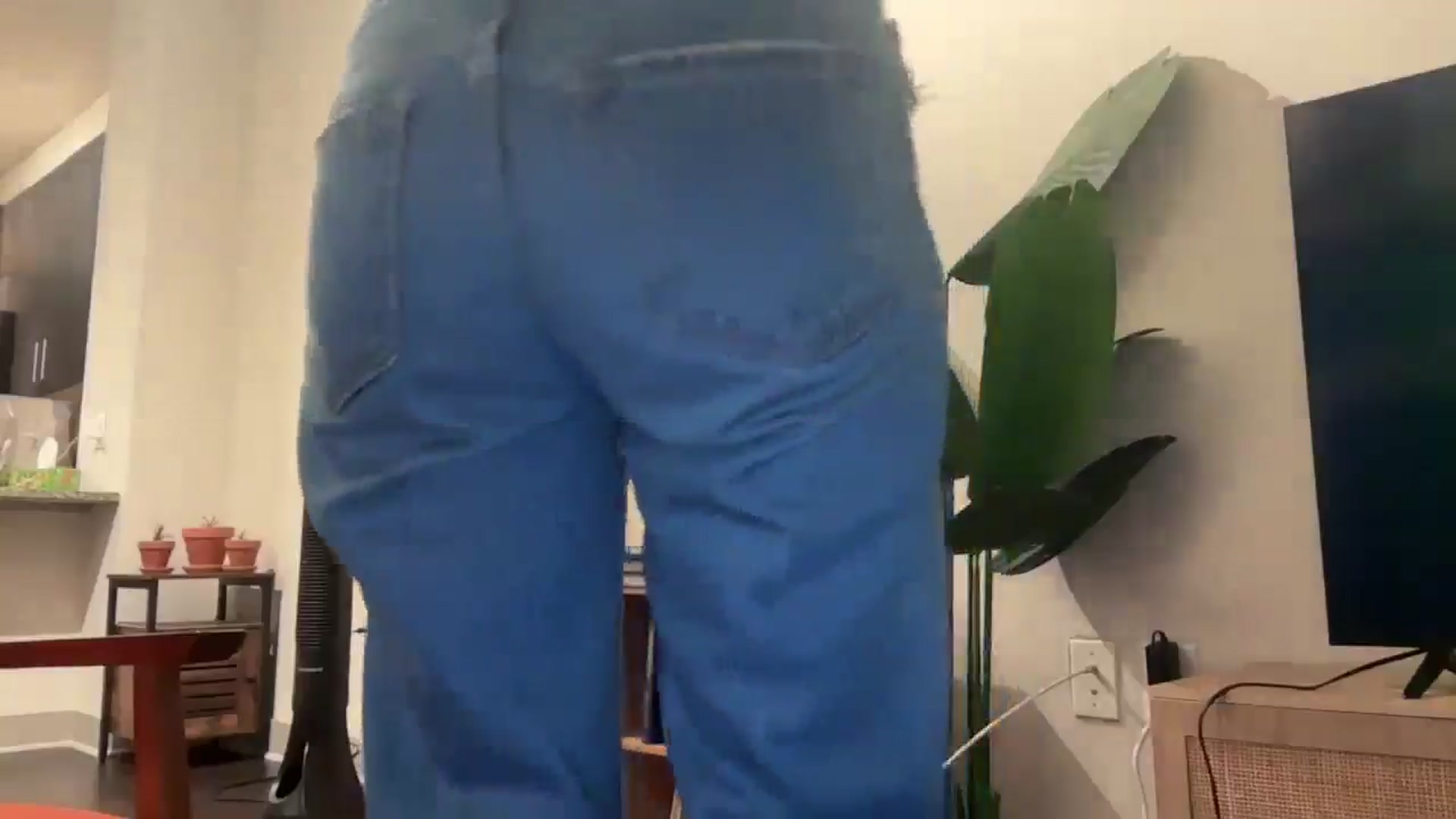 Gallery image thumbnail from Partygirl1's myfreecams stream on, 05/06/2026, 07:34 image 2 of 20