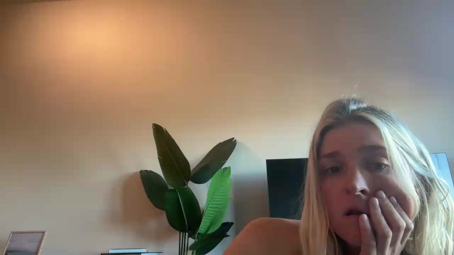 Gallery image thumbnail from Partygirl1's myfreecams stream on, 05/07/2026, 14:05 image 4 of 20