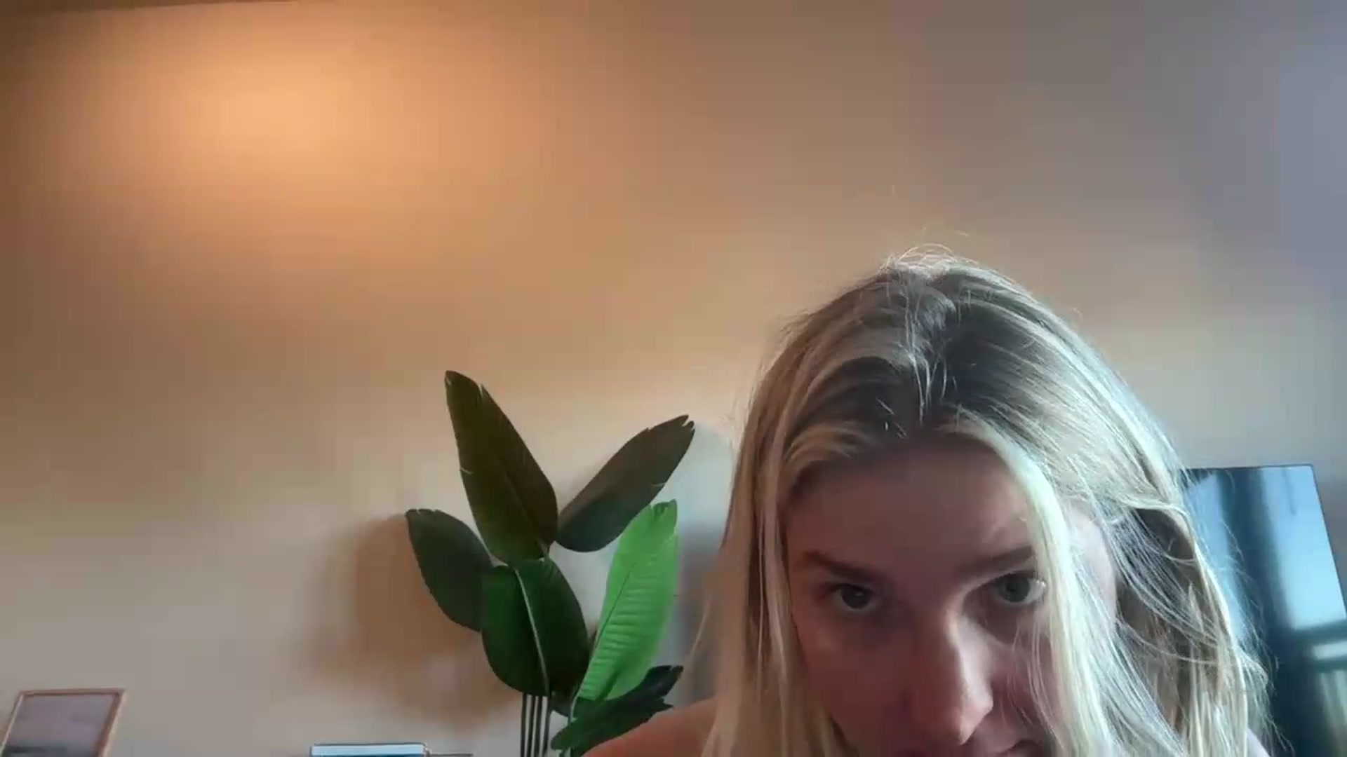 Gallery image thumbnail from Partygirl1's myfreecams stream on, 05/07/2026, 14:05 image 5 of 20