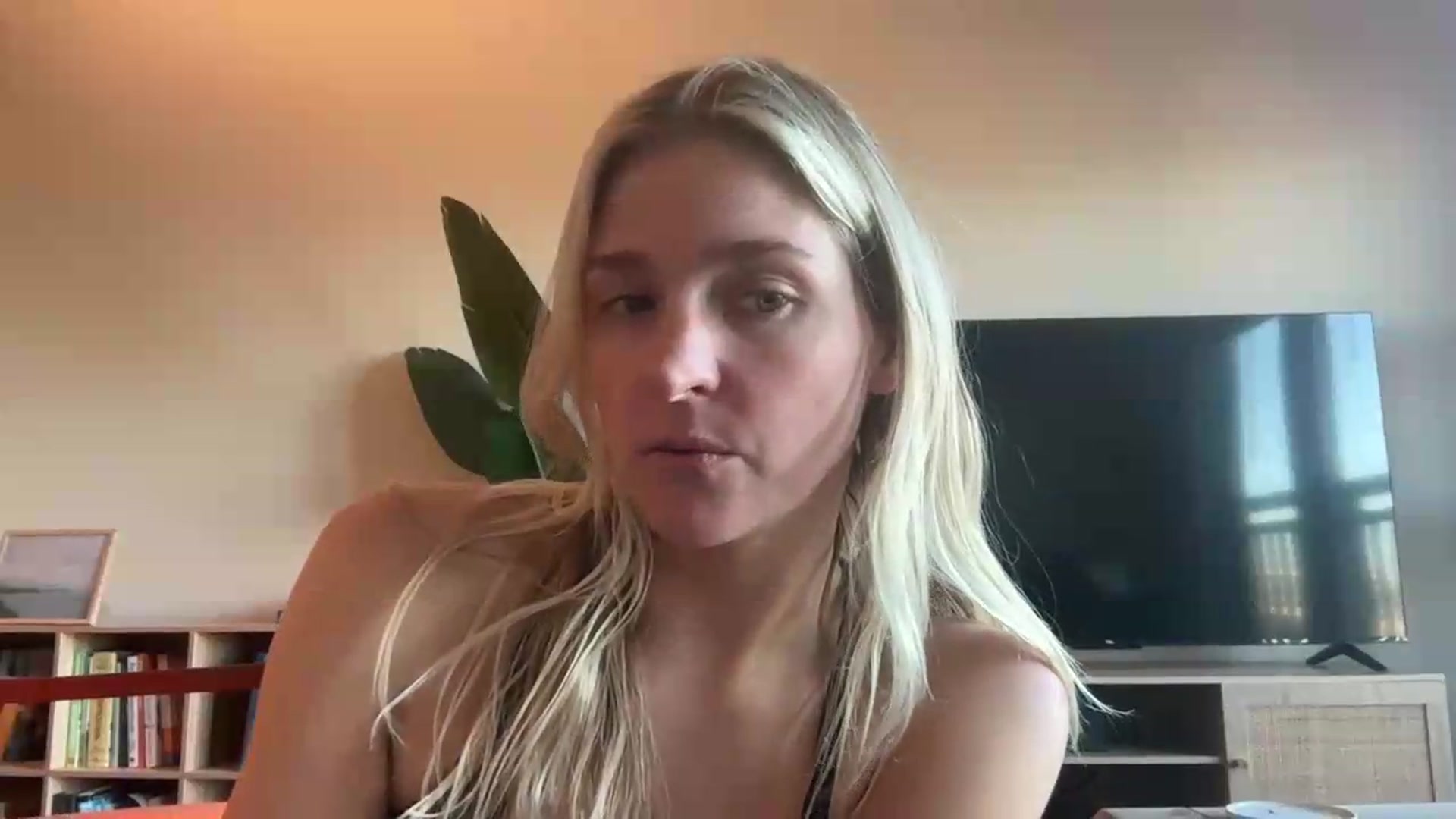 Gallery image thumbnail from Partygirl1's myfreecams stream on, 05/07/2026, 14:05 image 15 of 20