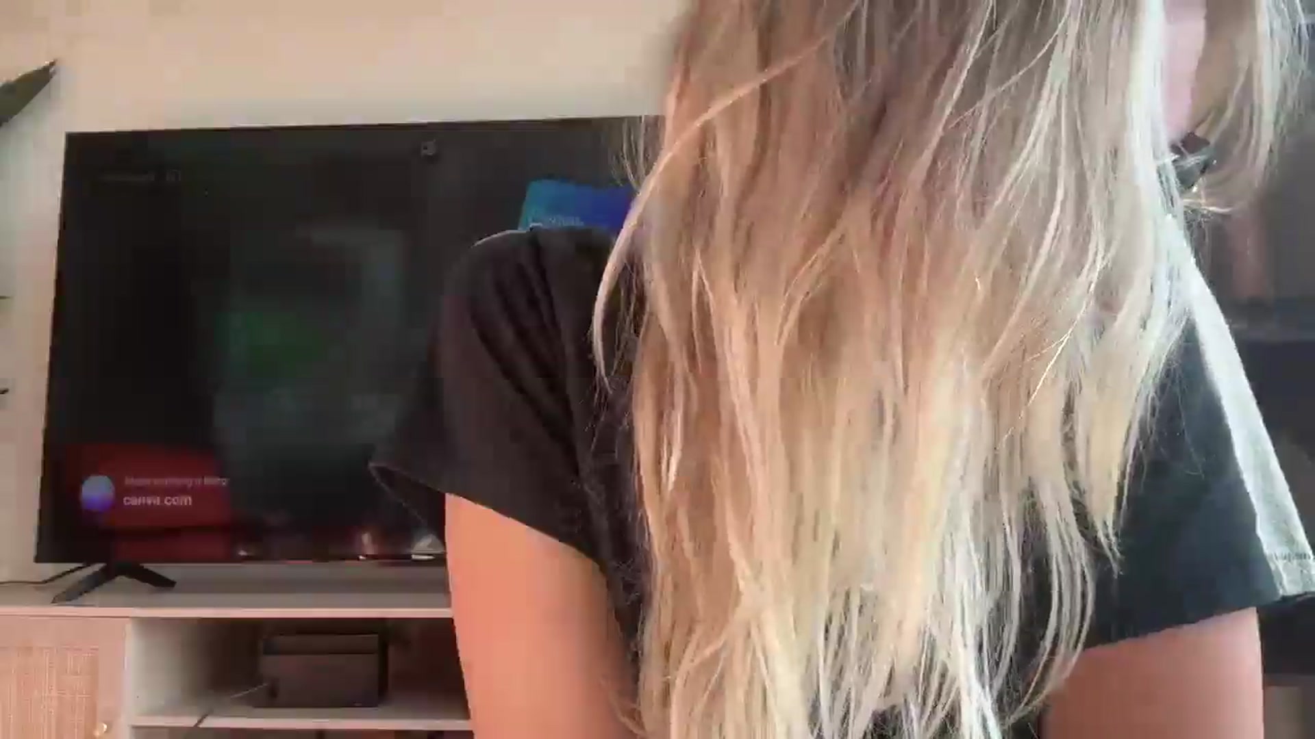 Gallery image thumbnail from Partygirl1's myfreecams stream on, 05/07/2026, 23:44 image 12 of 20